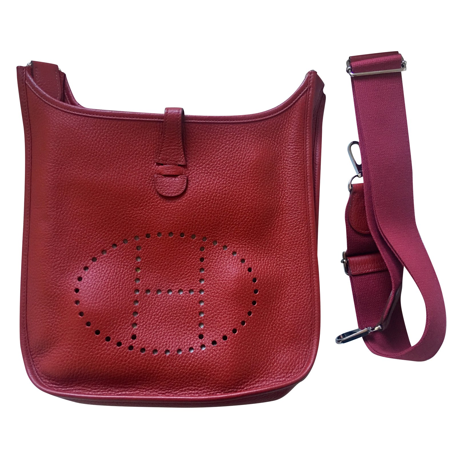 Hermès Evelyne III GM Dark red Leather ref.105472 - Joli Closet