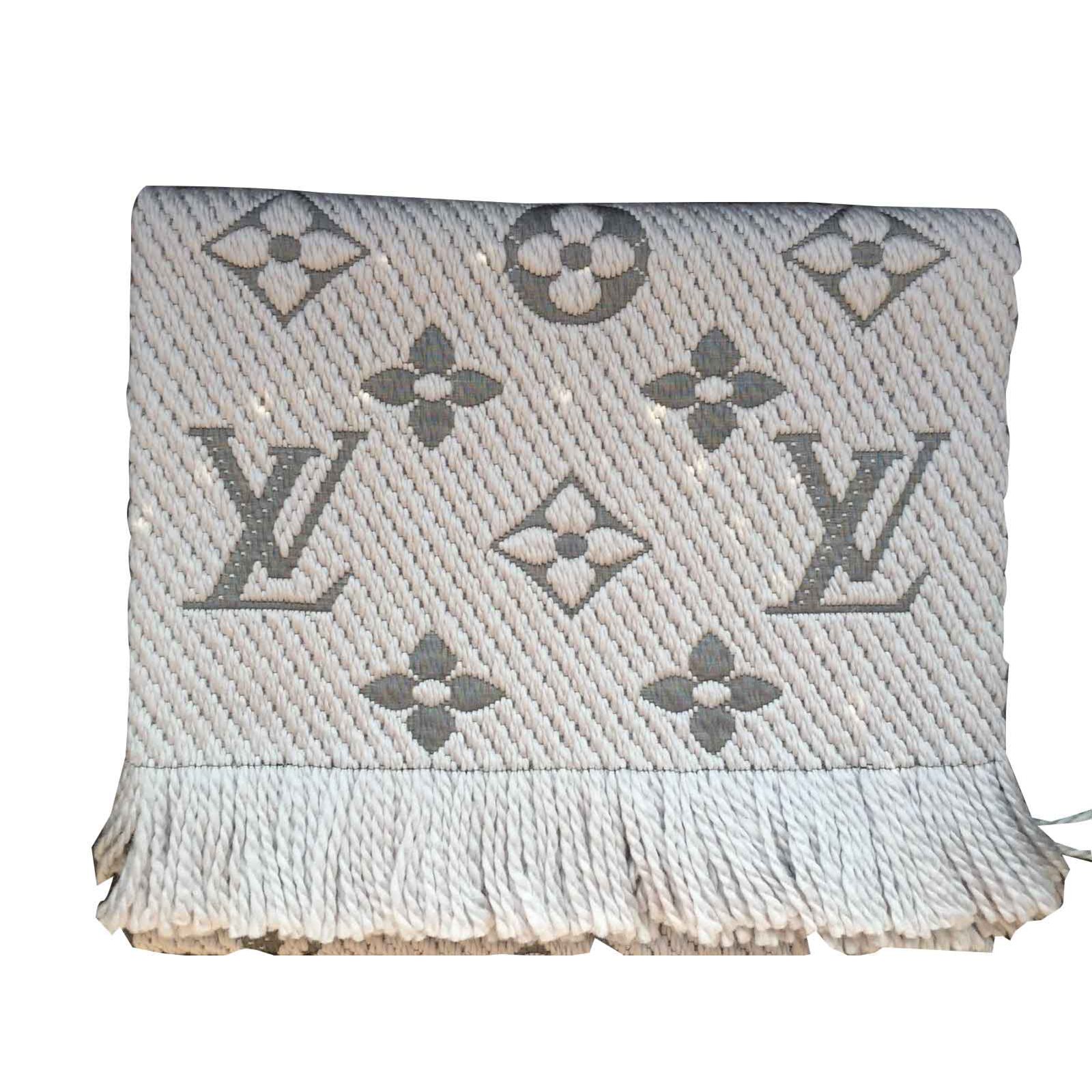LOUIS VUITTON Wool Silk Logomania Scarf Pearl Grey 1310201