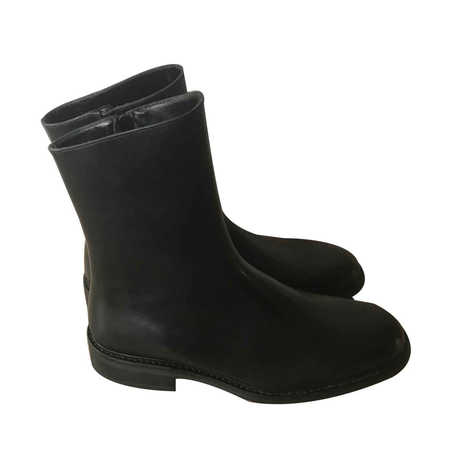 Yves Saint Laurent Rive Gauche Ankle Boots Black Leather ref.107529 ...