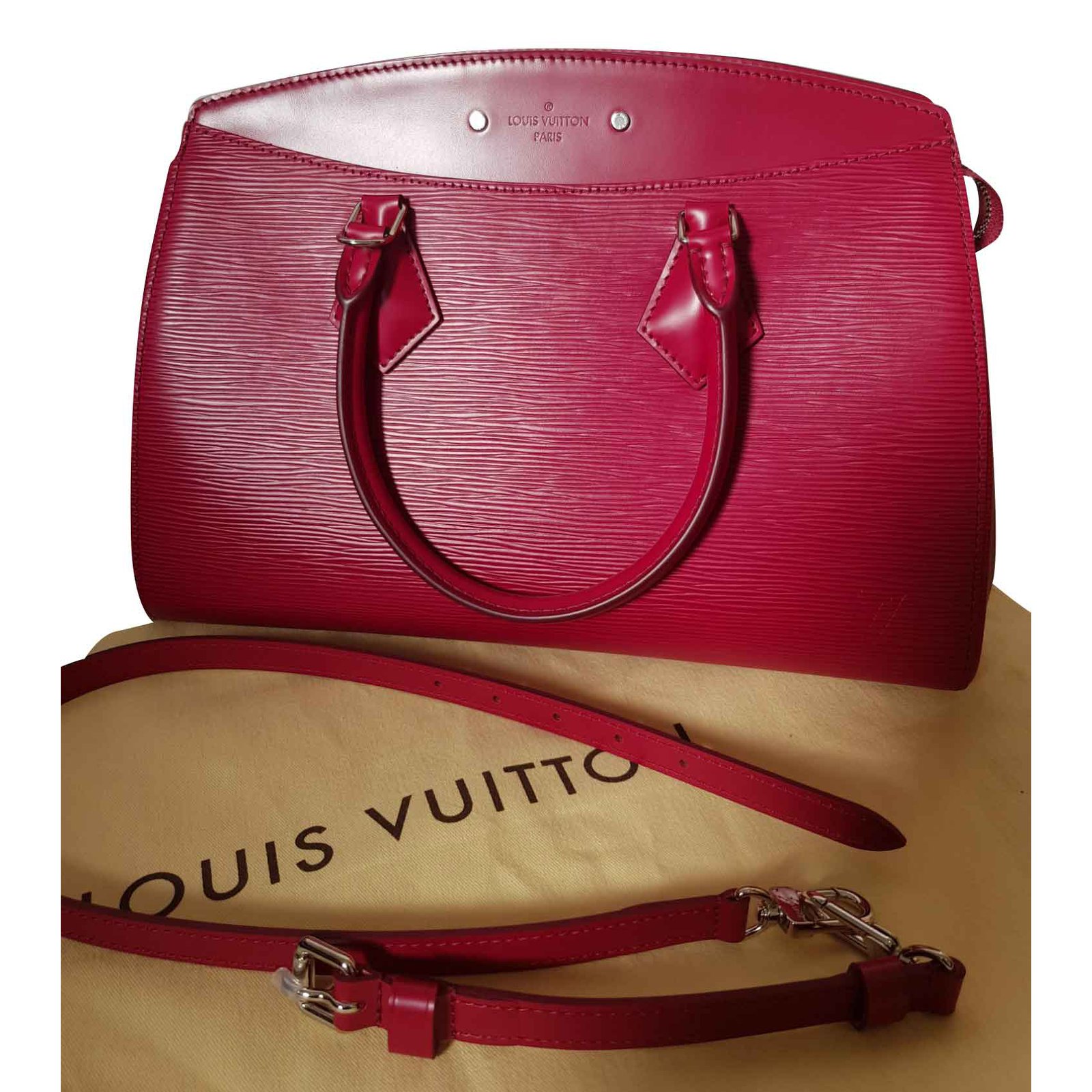 Louis Vuitton Black, Red EPI Soufflot Pouch