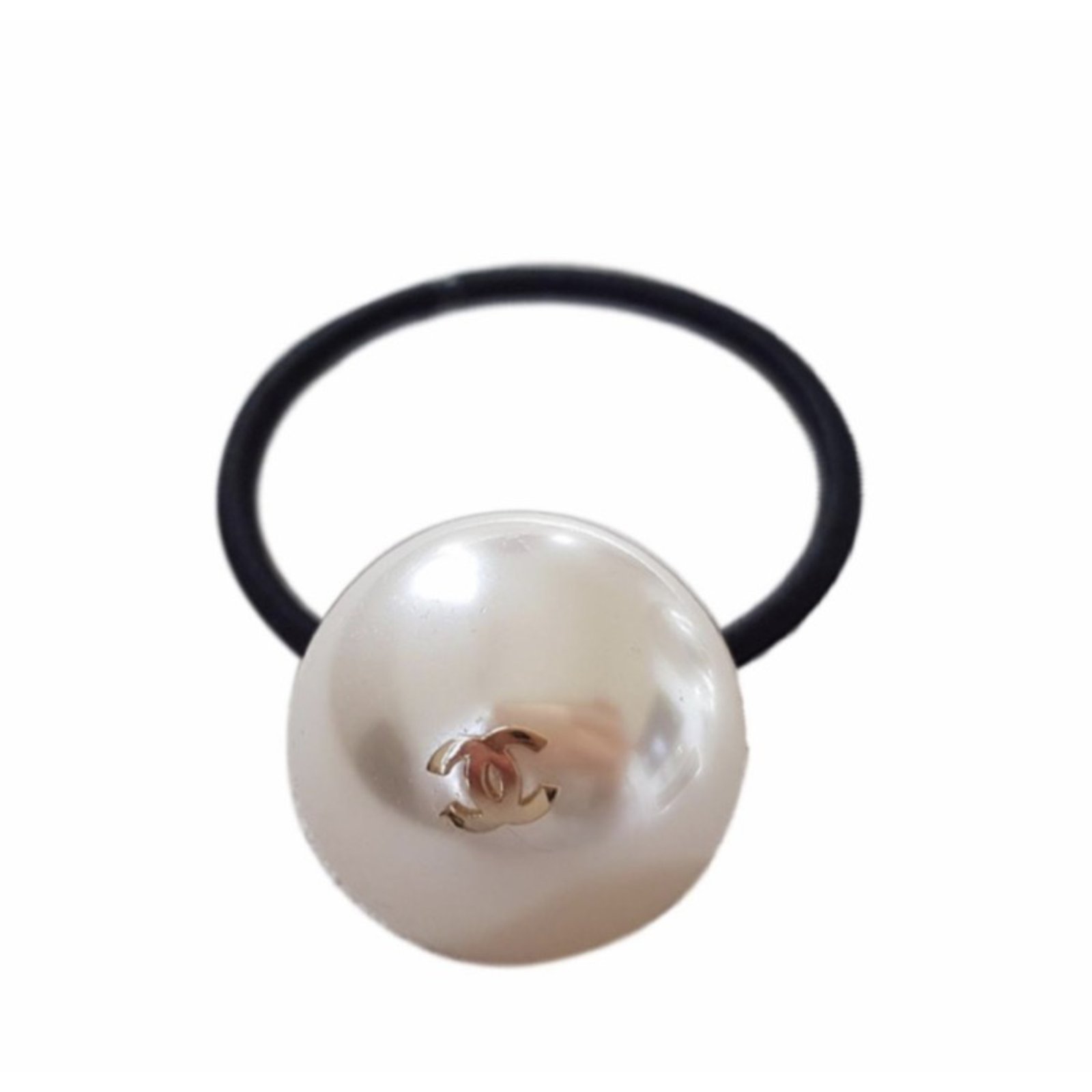 Chanel Hair accessories White Pearl ref.110734 - Joli Closet