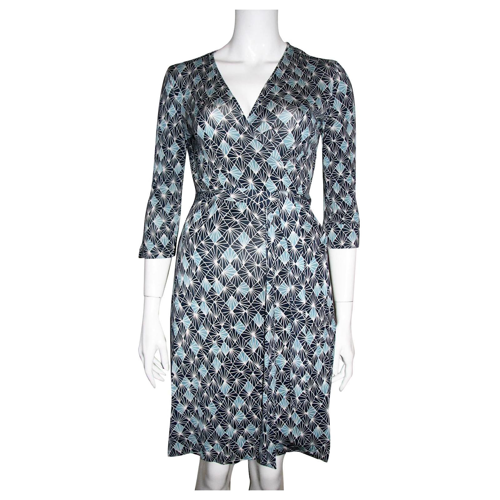 white dress for graduation ceremony