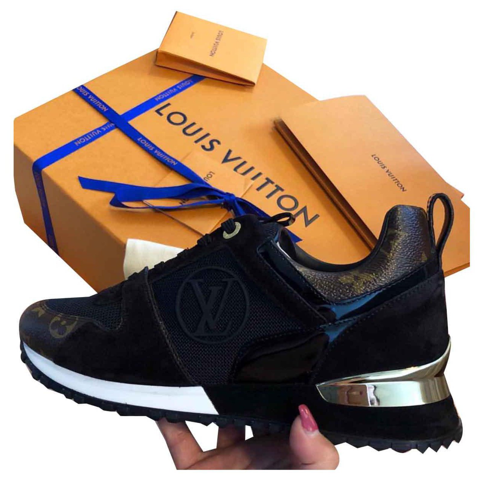 Louis Vuitton Sneakers Brown Black Light brown Leather Deerskin ref.566877  - Joli Closet