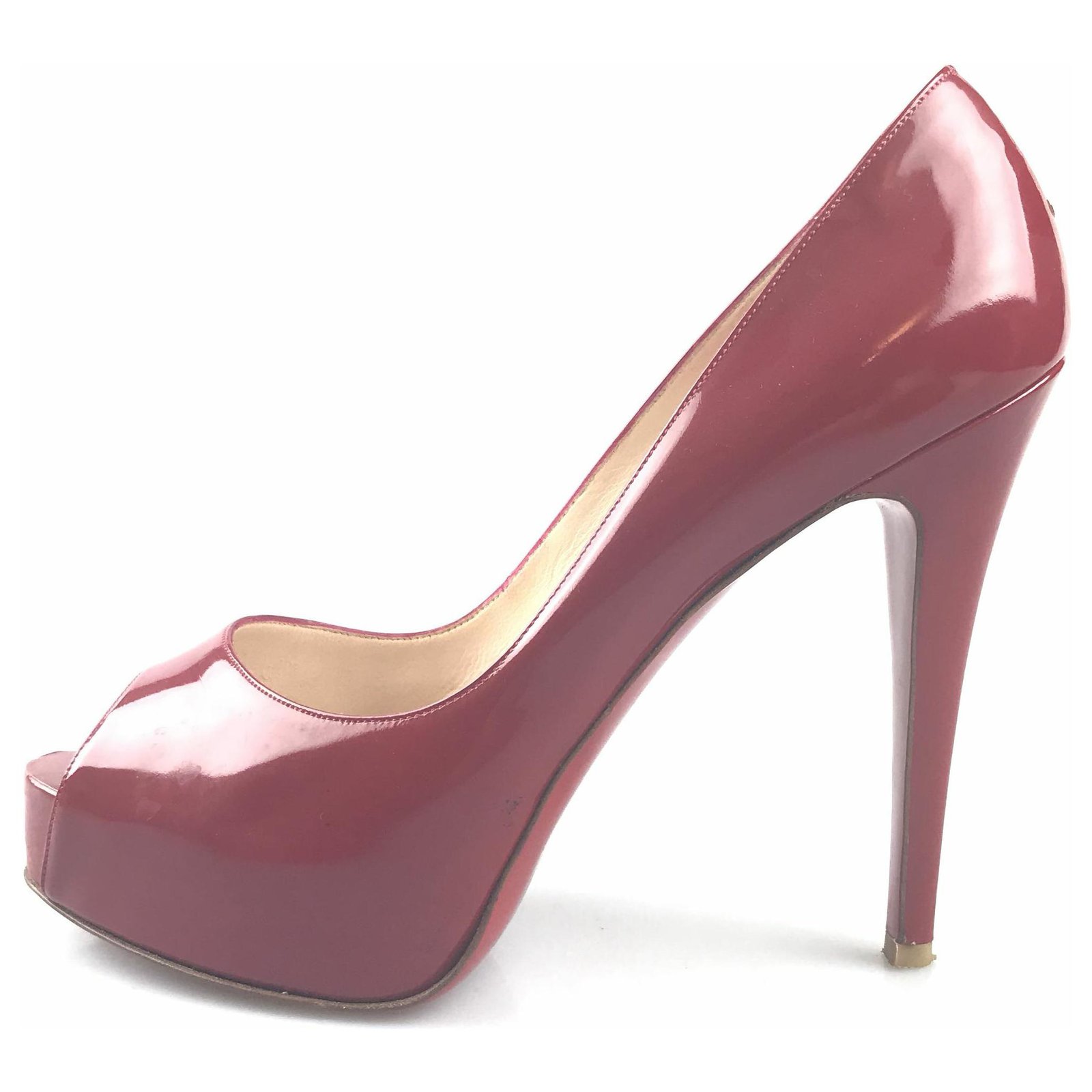 10 US/ 41 EU Christian Louboutin Paris Red Patent High Heel