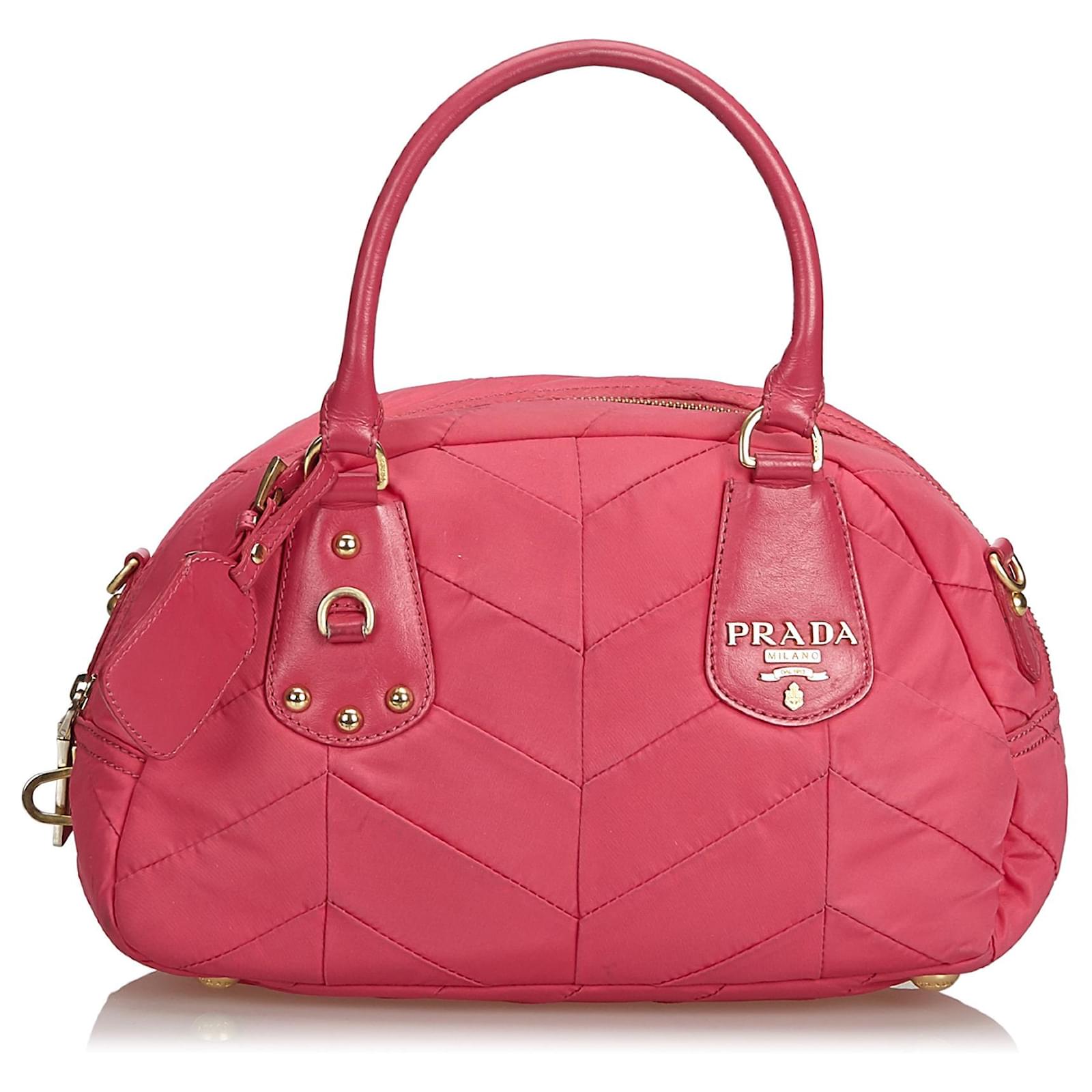 Prada bolso de nylon acolchado rosa Cuero Paño ref.119822 - Joli Closet
