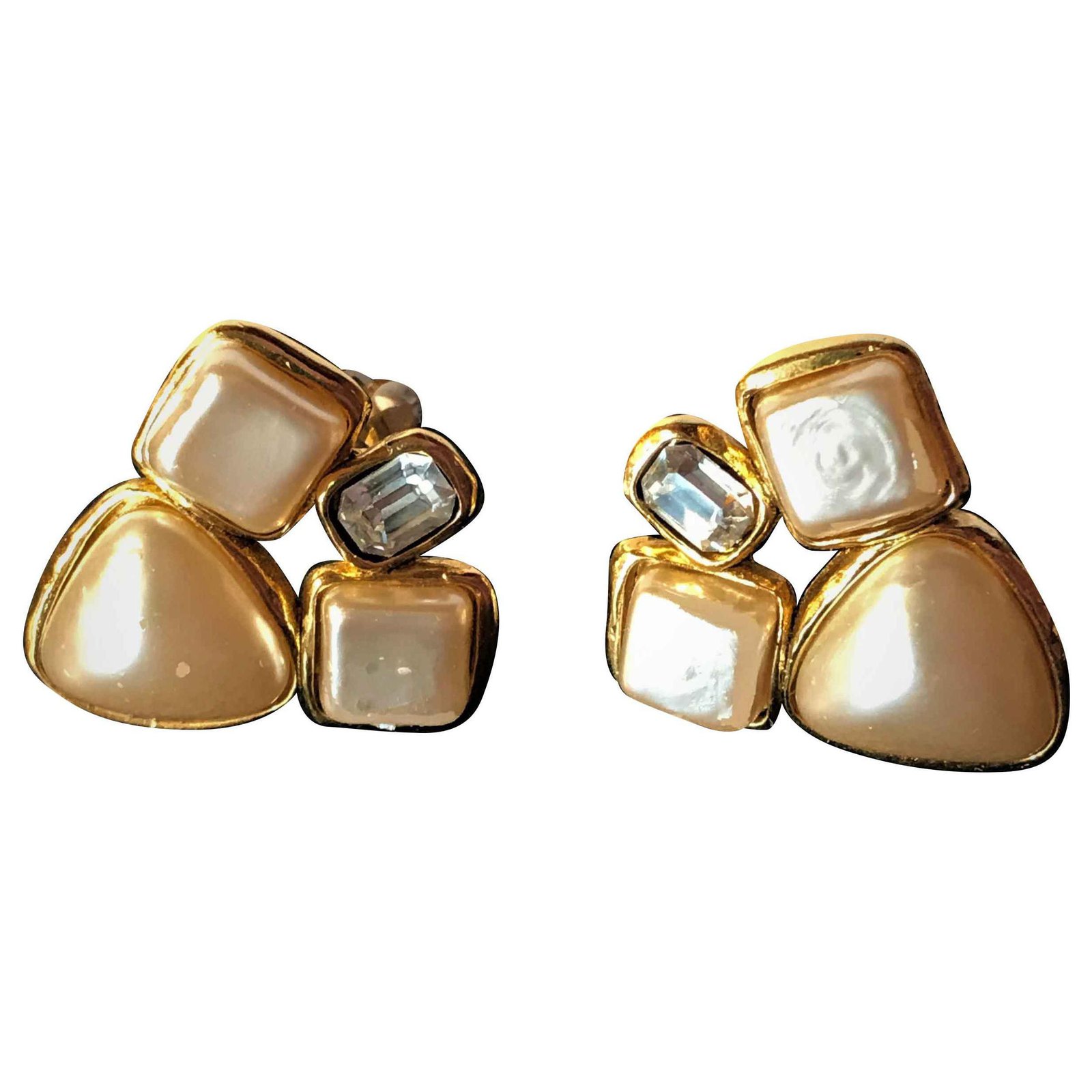 Chanel VINTAGE earrings(1960/70) gold plated 18 with faux pearls and a  rectangular Swarovski crystal stone. Eggshell Gold-plated ref.121566 - Joli  Closet