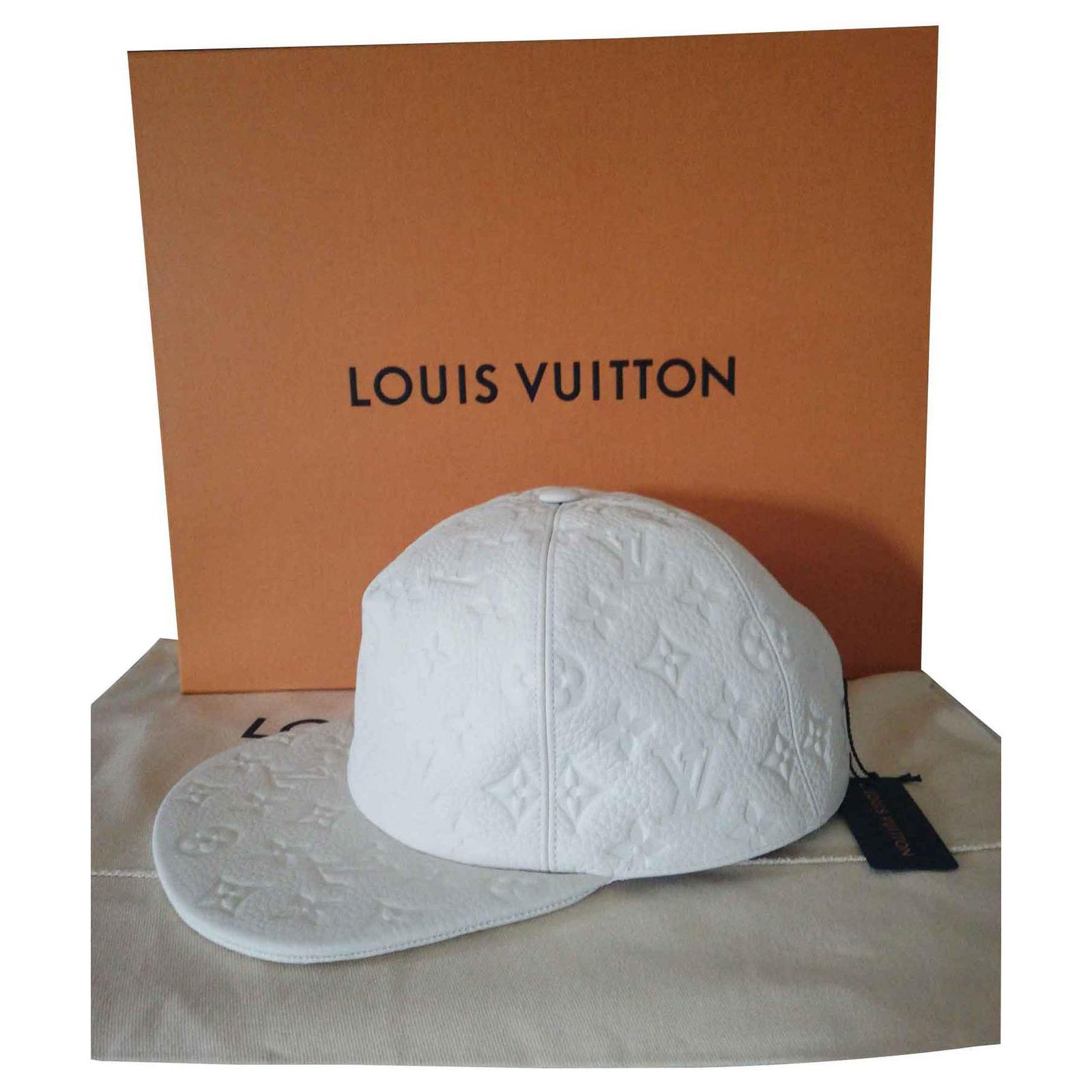 LOUIS VUITTON WHITE MONOGRAM LEATHER CAP / HAT VIRGIL MP2321 Travis MCA
