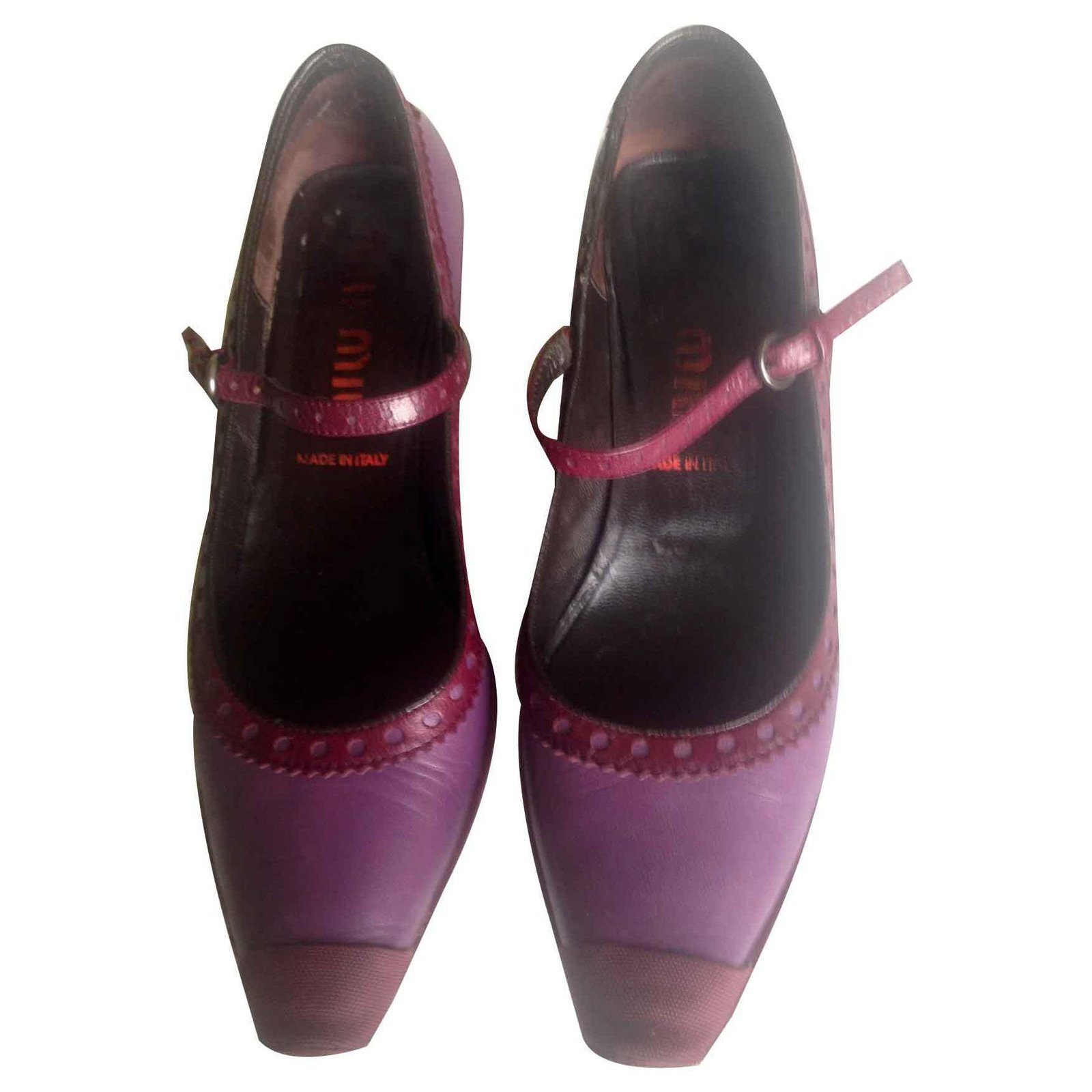 purple vintage shoes