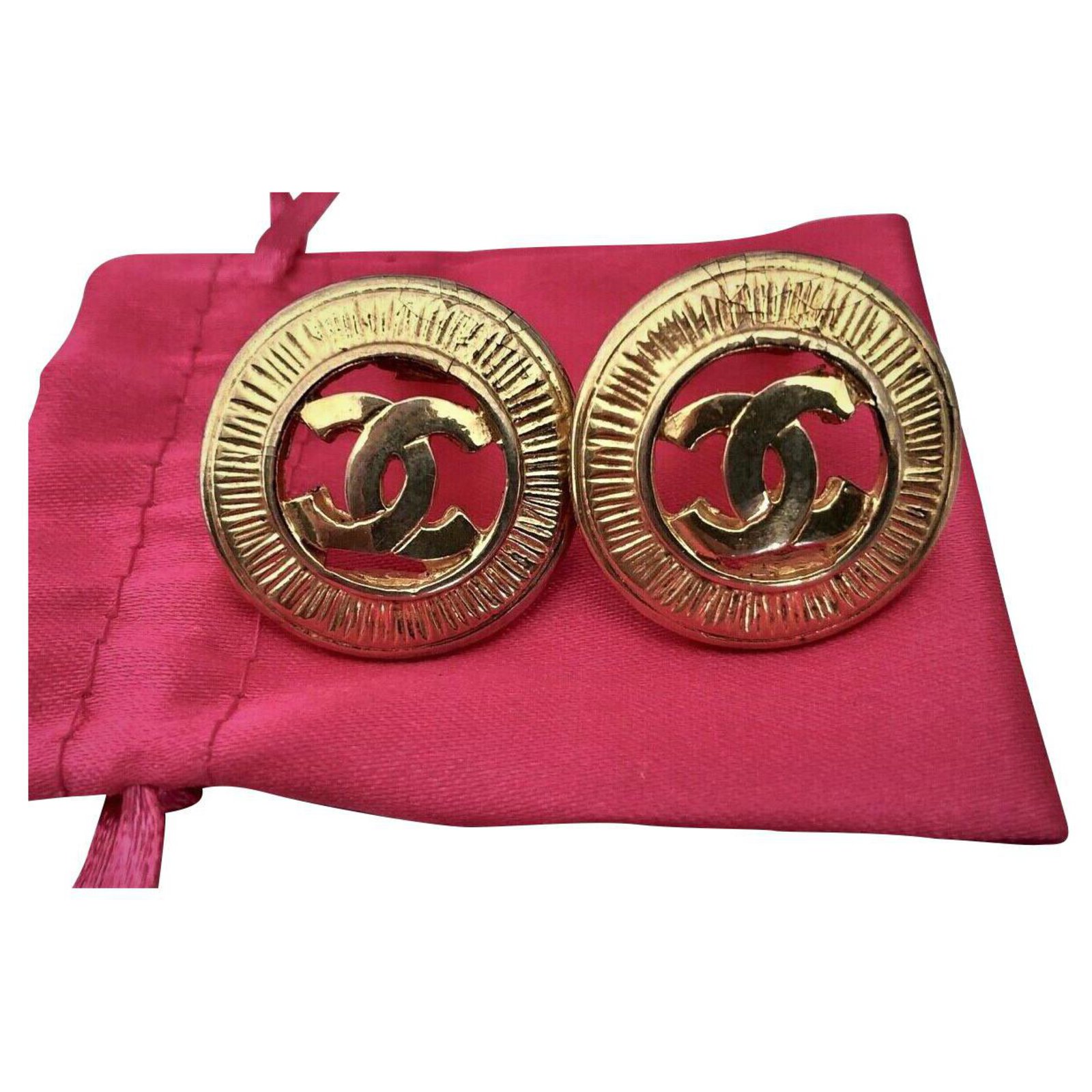 Earrings Vintage Chanel Round Gold Plated Golden Gold-plated ref.124309 -  Joli Closet