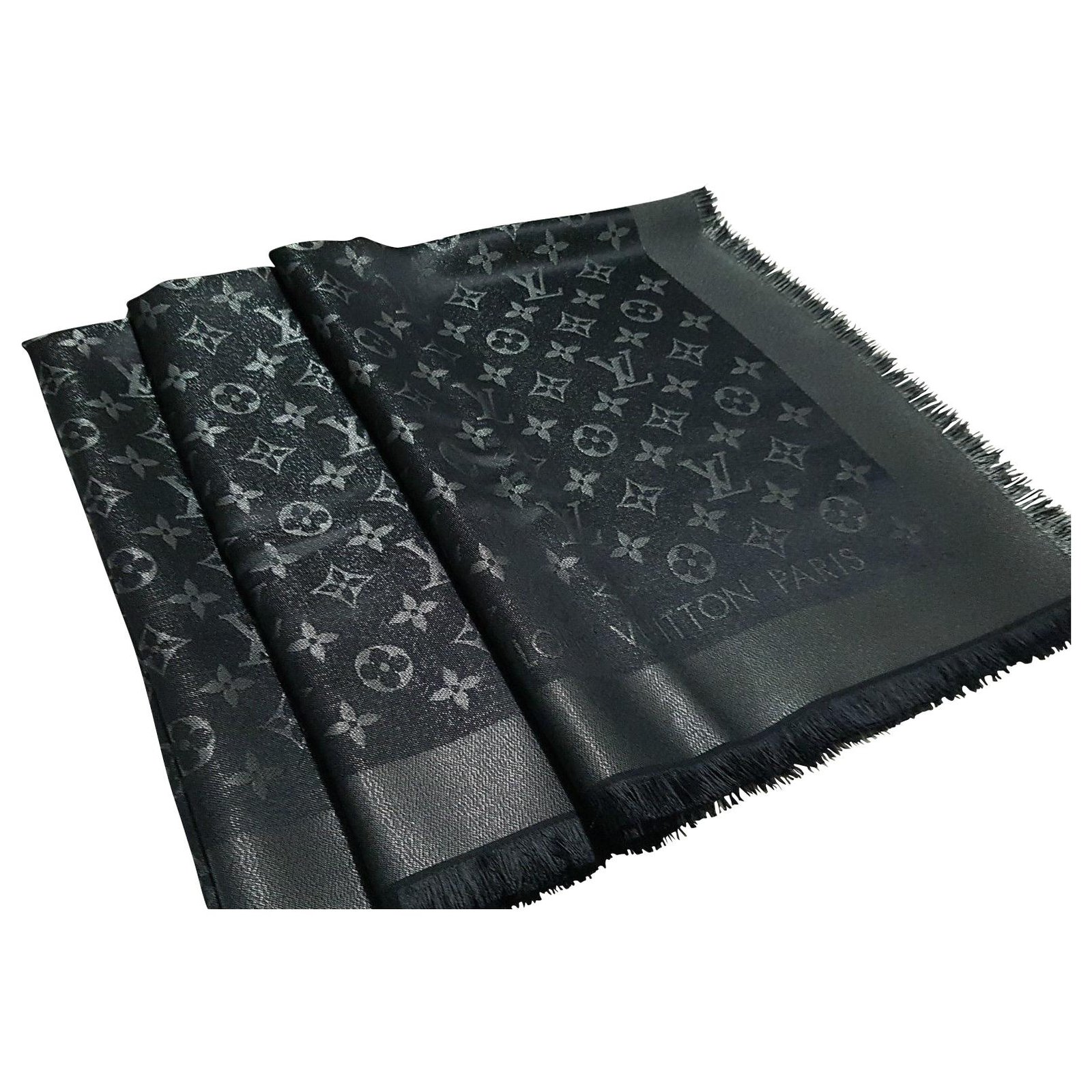 Louis Vuitton Shine Scarf Black Silk ref.125470 - Joli Closet