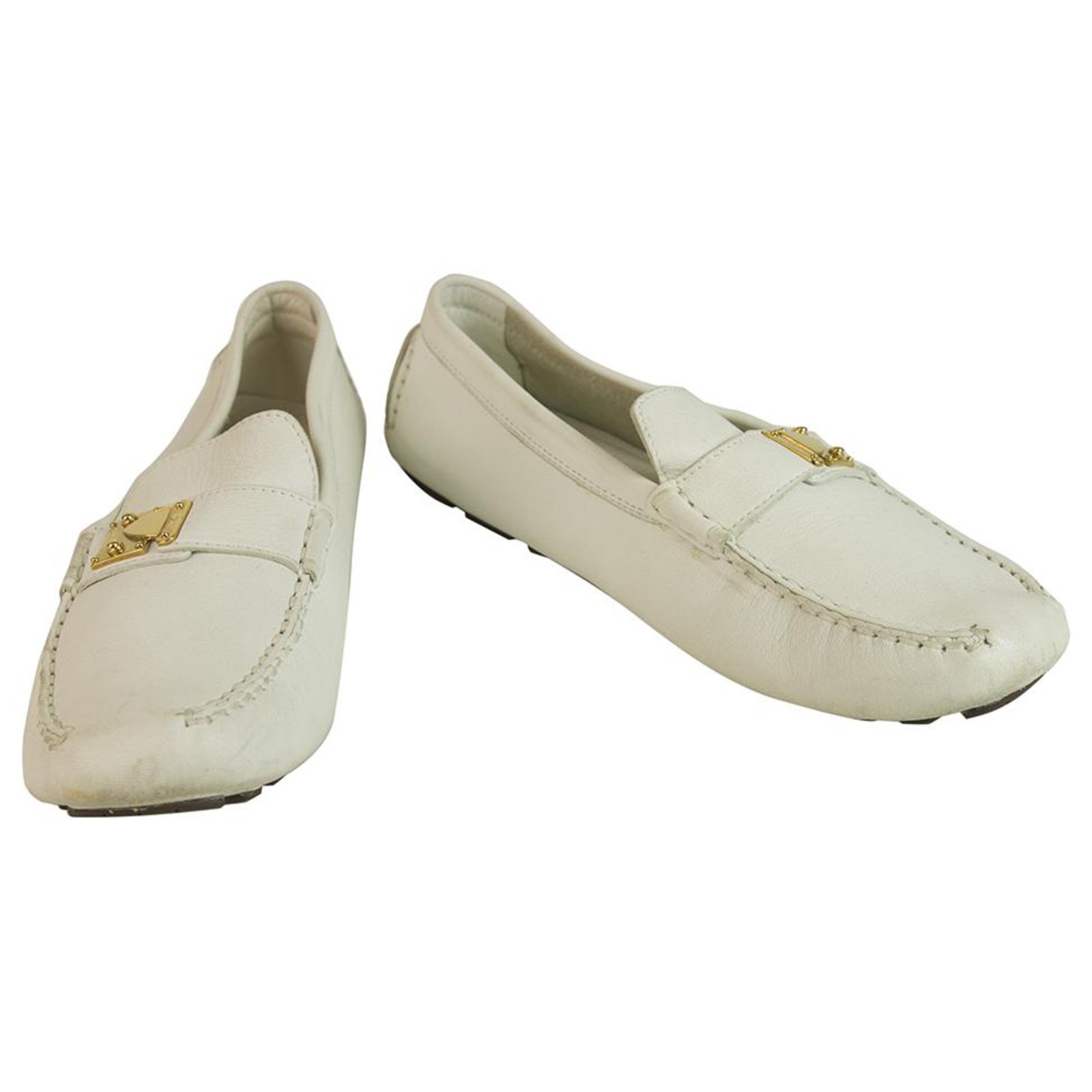 Smøre Katastrofe retort Louis Vuitton white leather loafers flats moccasins shoes gold tone buckle  37 ref.125931 - Joli Closet
