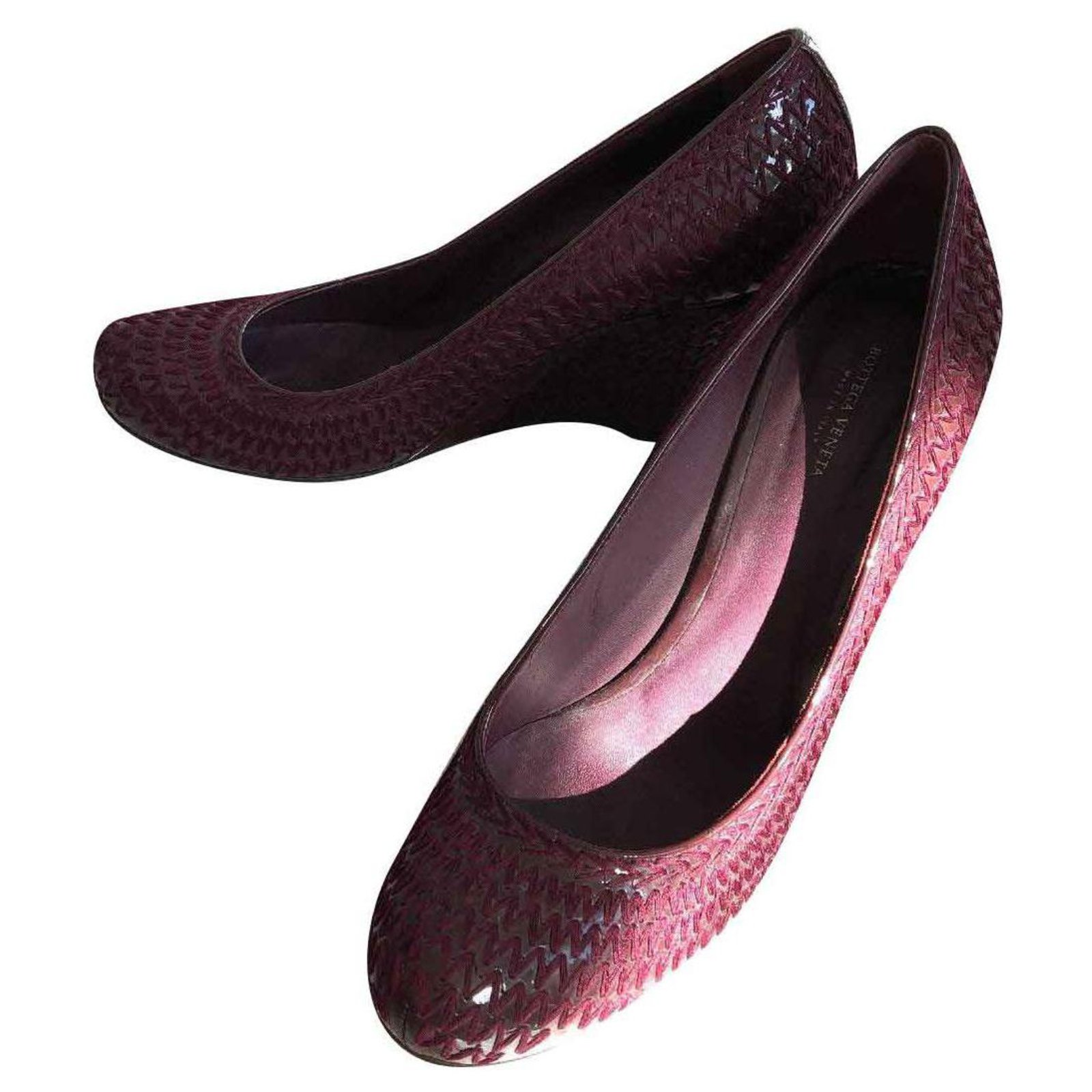 Bottega Veneta Intricato burgundy pumps 