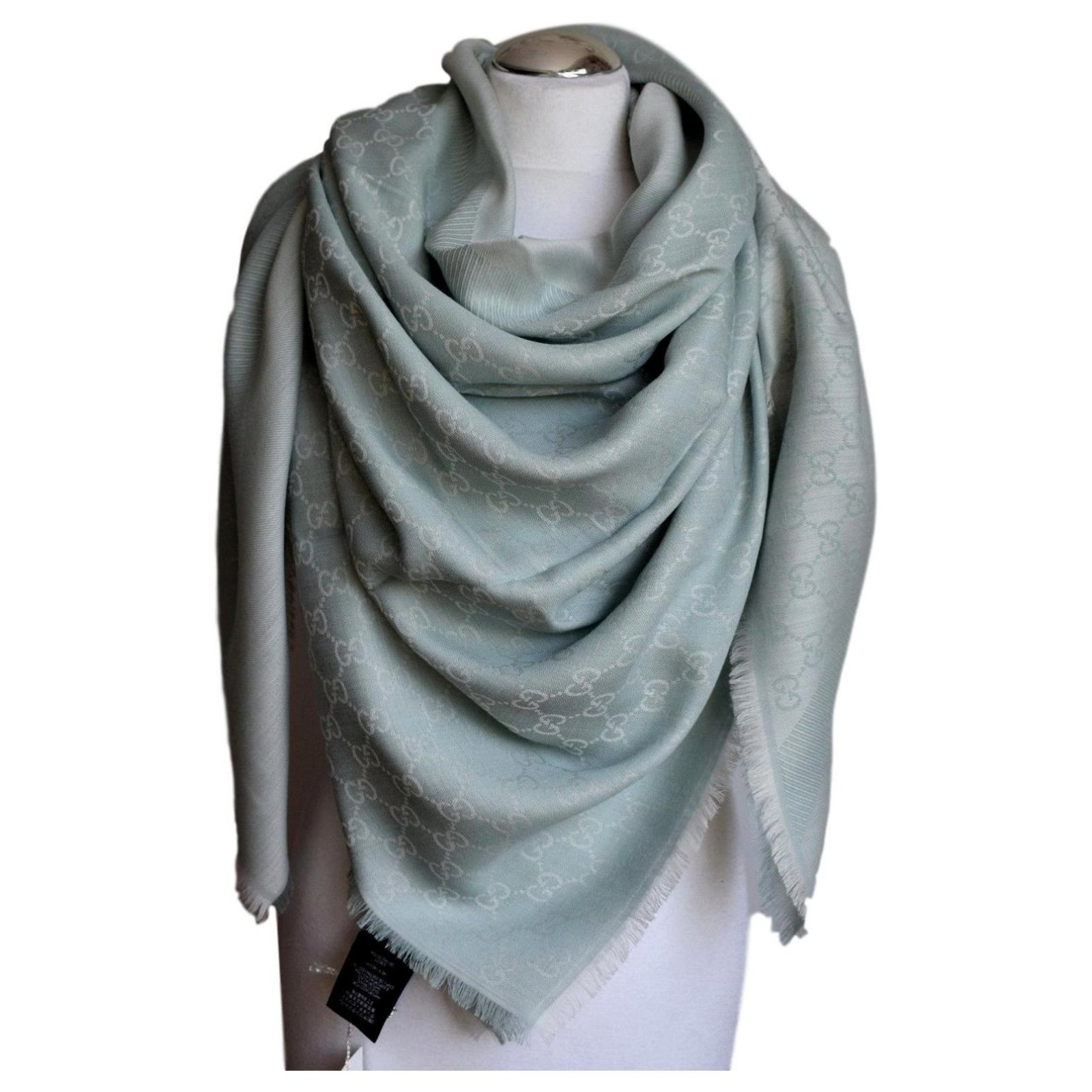 gucci shawl wrap