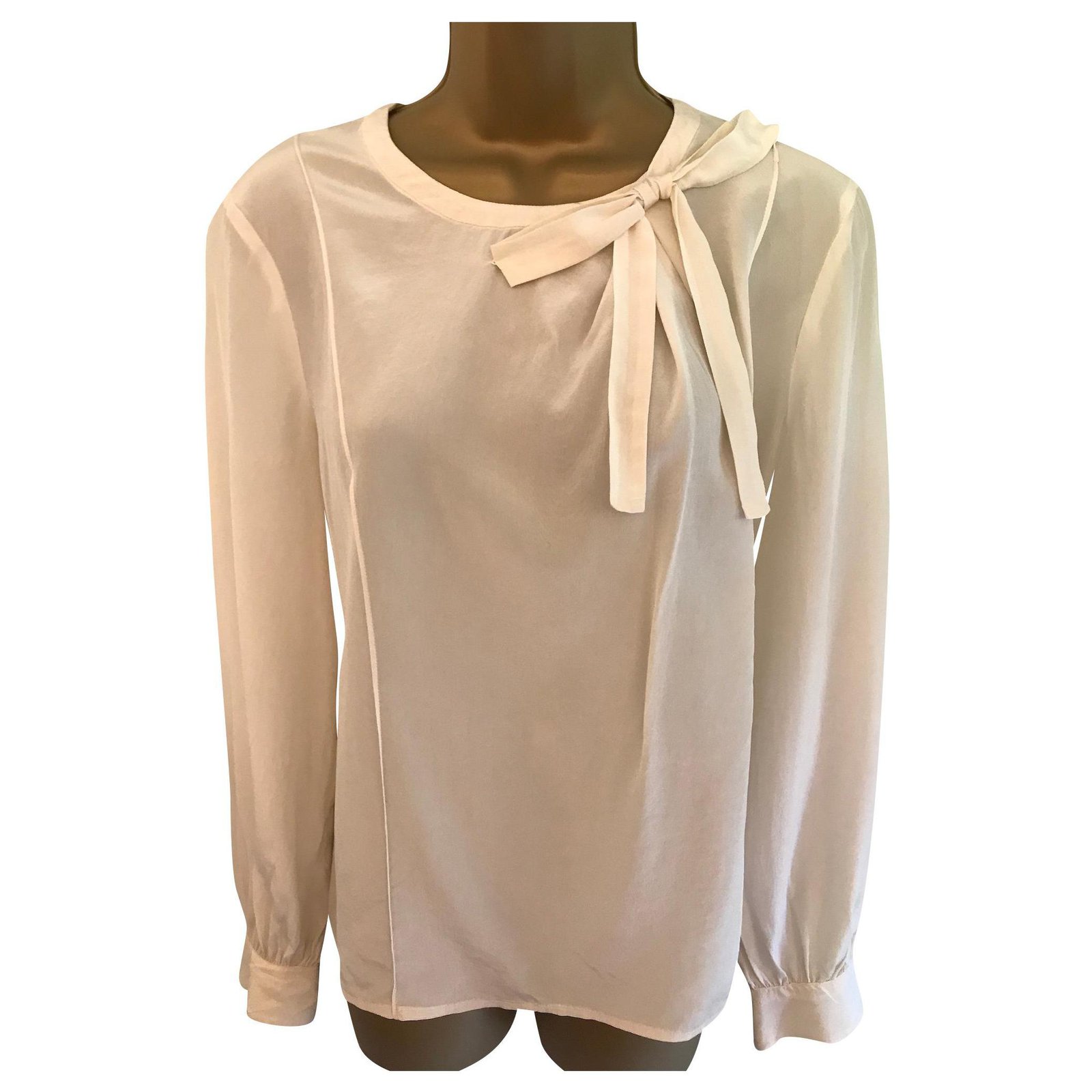 whistles tops