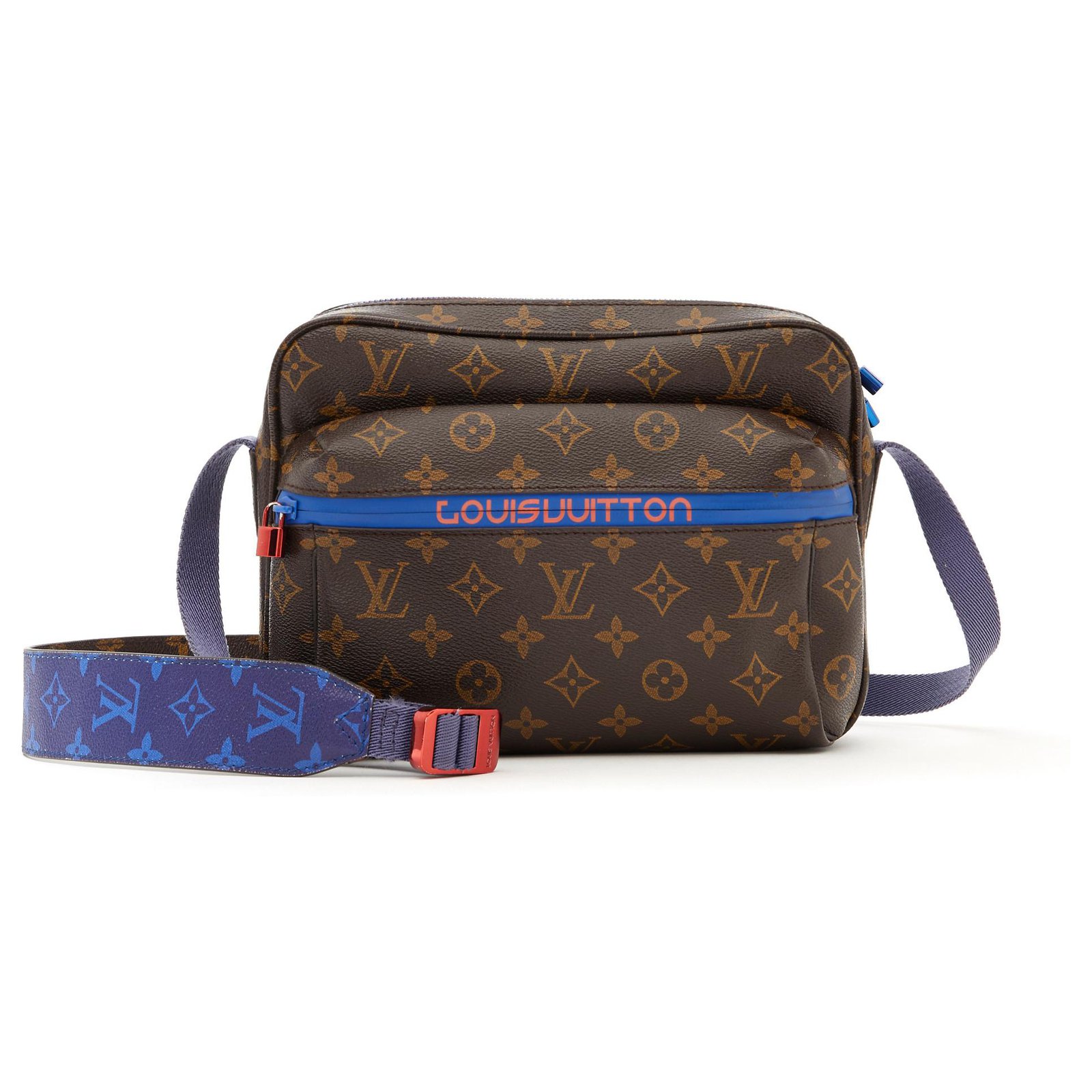 Louis Vuitton Lv Shw Outdoor Messenger Bag M30233 Monogram Graphite Black  Auction