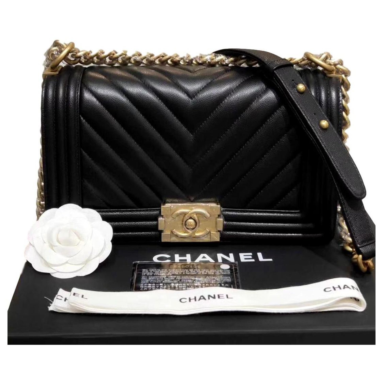 Chanel Large Boy Patent Leather Shoulder Bag (SHG-37876) – LuxeDH