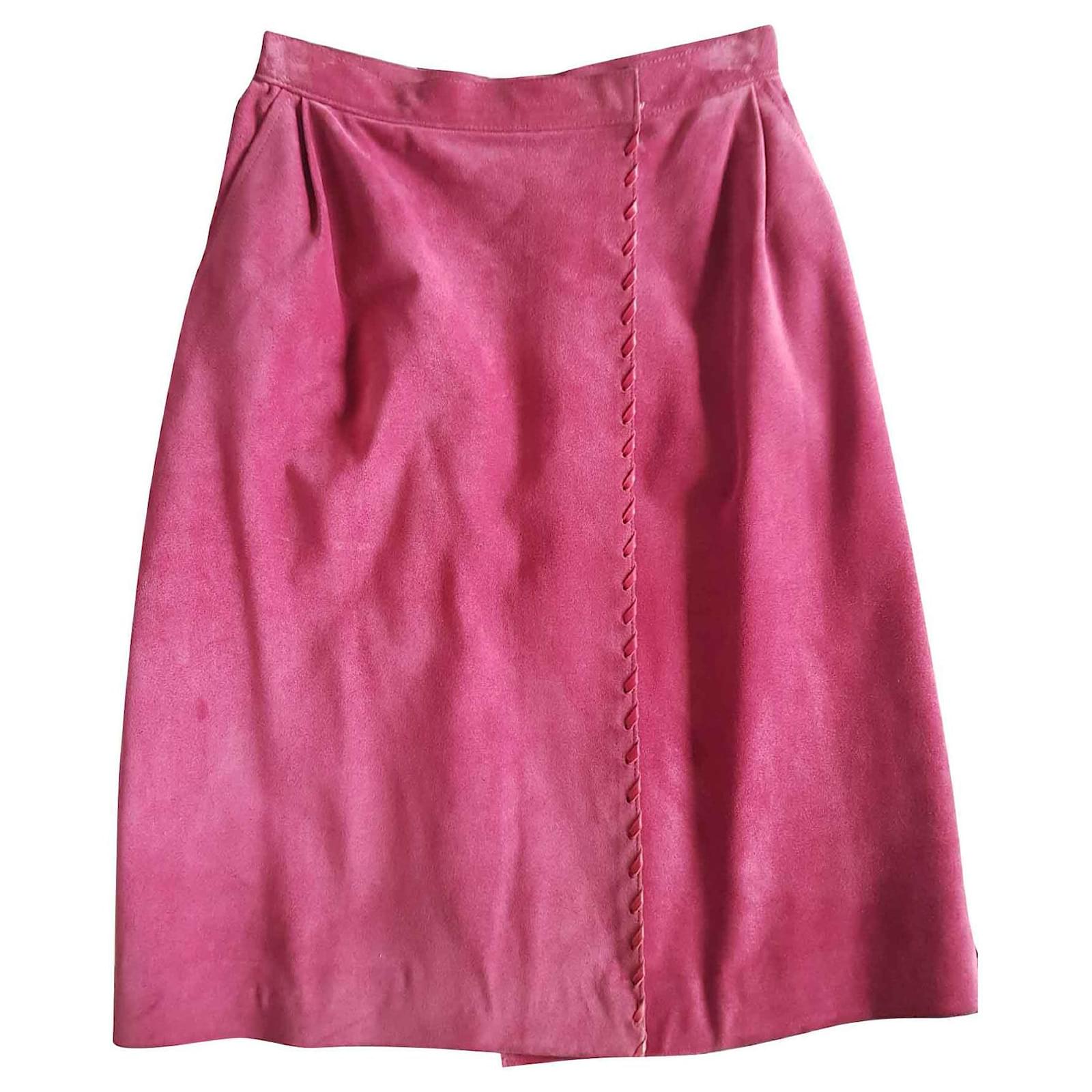 Yves Saint Laurent Skirts Suede Leather ref.141538 - Joli Closet