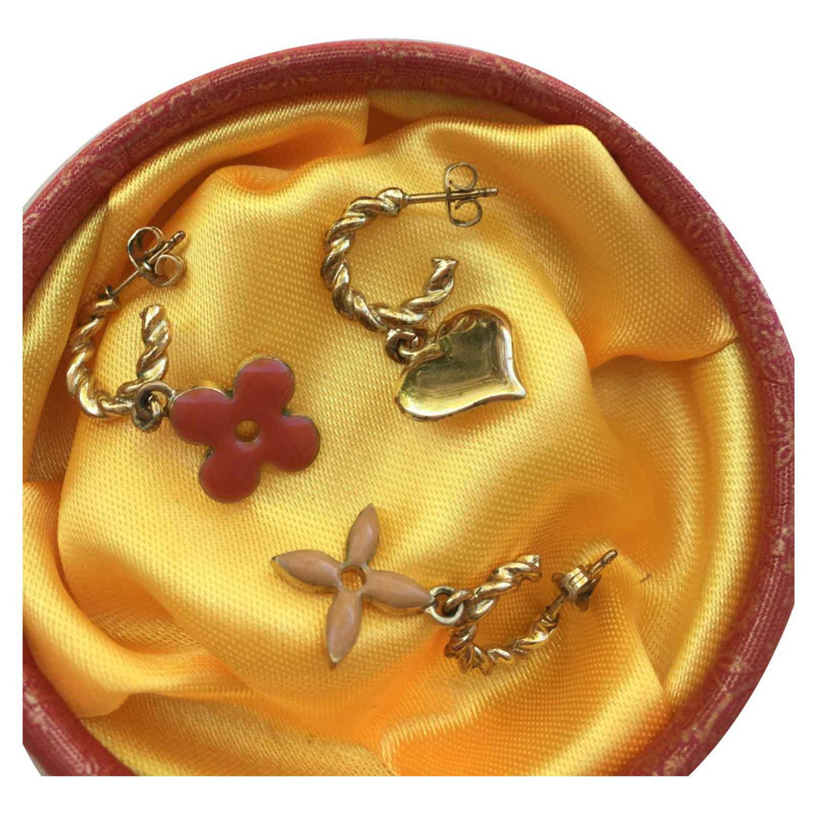 Louis Vuitton Sweet Monogram earrings Golden Metal ref.141575