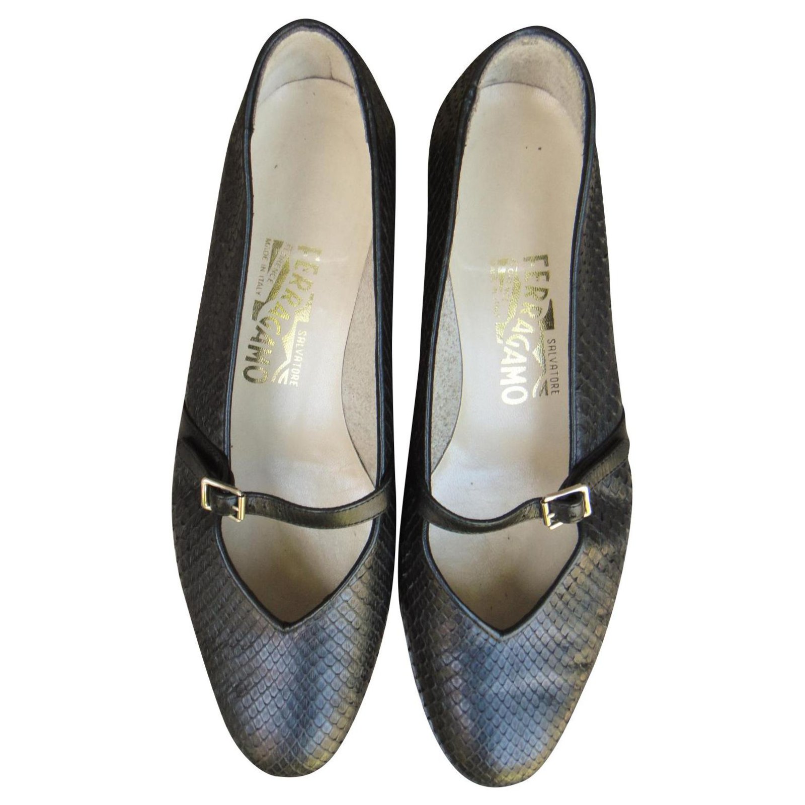 Audrey ballet flats by Salvatore Ferragamo in python Pointure 36