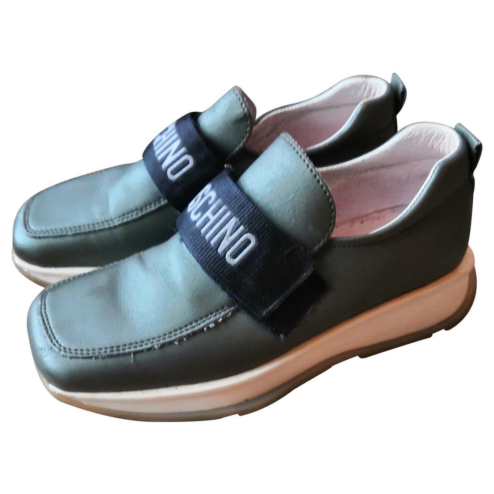 moschino chaussure