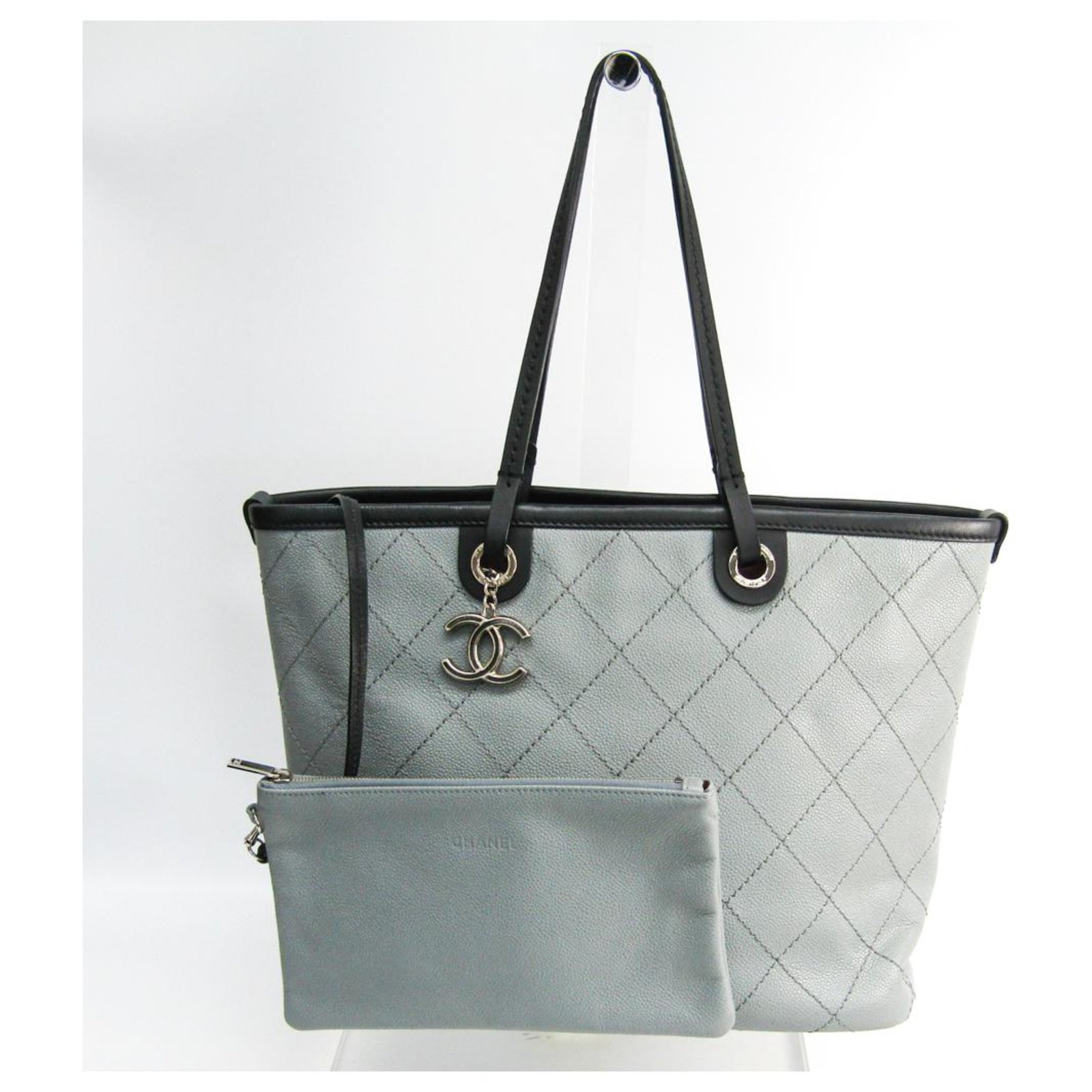Chanel Gray Large Shopping Fever Tote Black Grey Leather ref.149271 - Joli  Closet