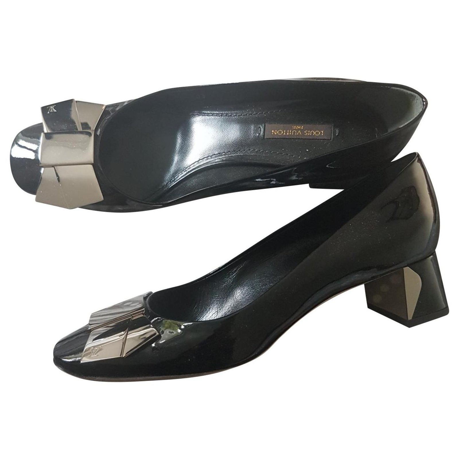 Louis Vuitton Heels Black Patent leather ref.149542 - Joli Closet