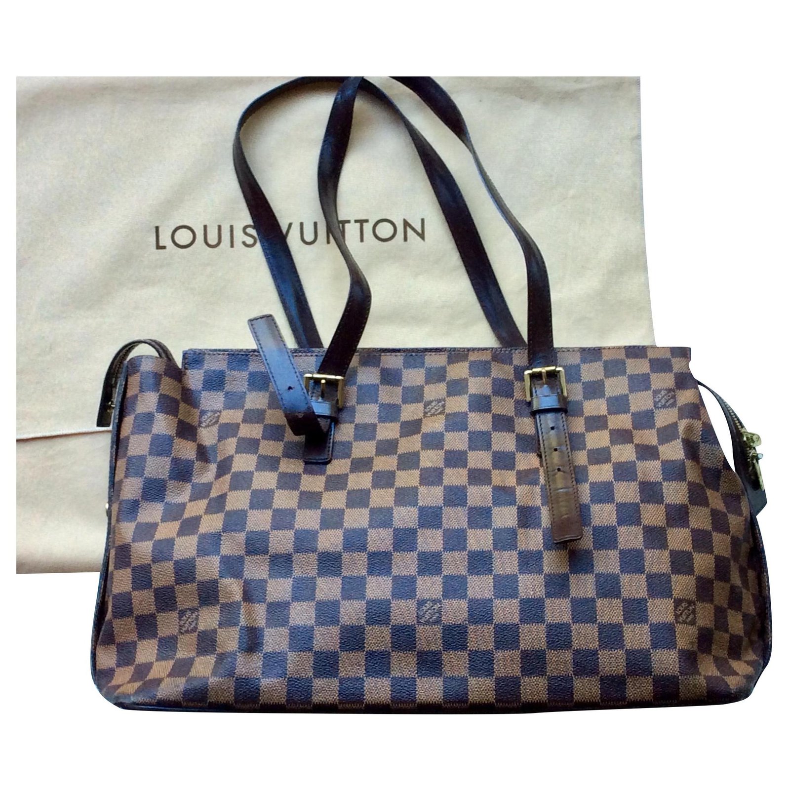 Louis Vuitton Chelsea model bag Ebony Leather Cloth ref.150374 - Joli Closet