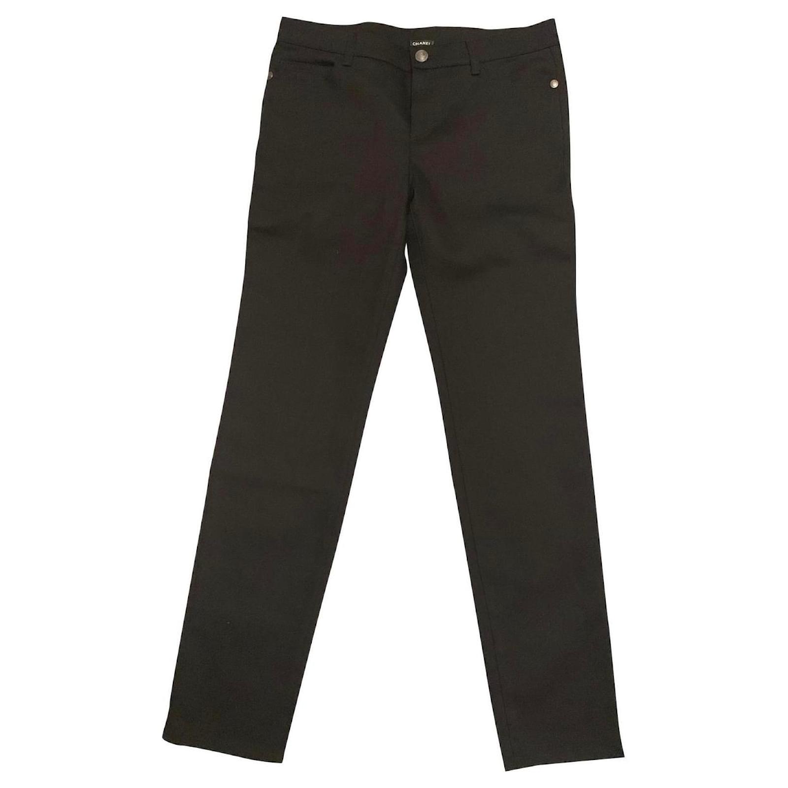 CHANEL JEANS 黒36 Auth Chanel 20B Black CC Logo Denim Jeans Size. 36 -New