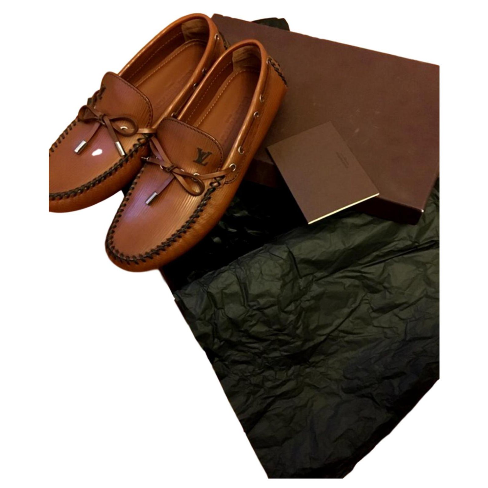 Louis Vuitton Moccasin man leather light brown ears ref.151364 - Joli Closet