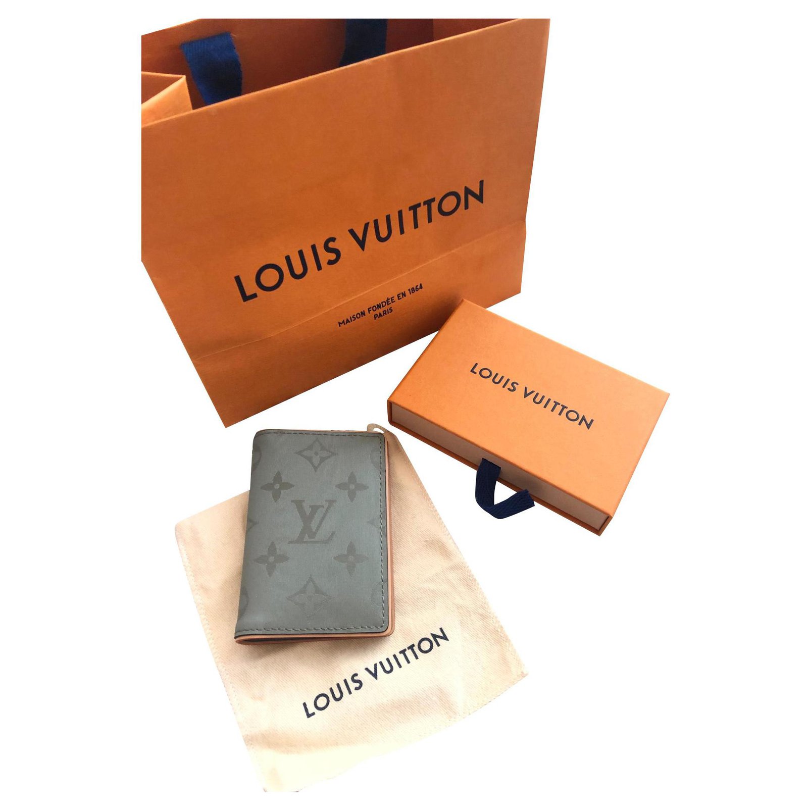 Louis Vuitton pocket organiser Grey ref.151462 - Joli Closet