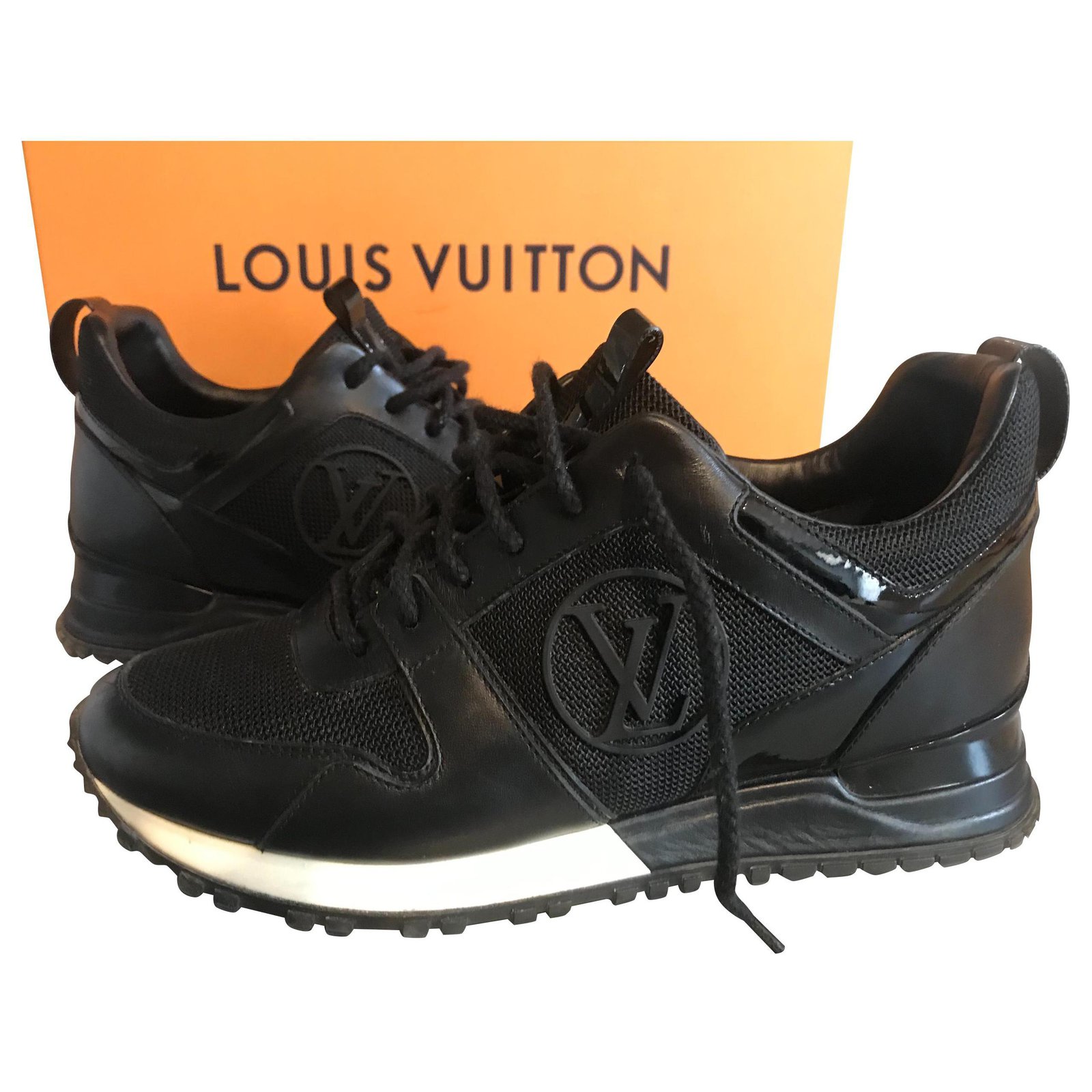 Chaussures Louis Vuitton pour Femme  Achat / Vente chaussures de luxe -  Vestiaire Collective