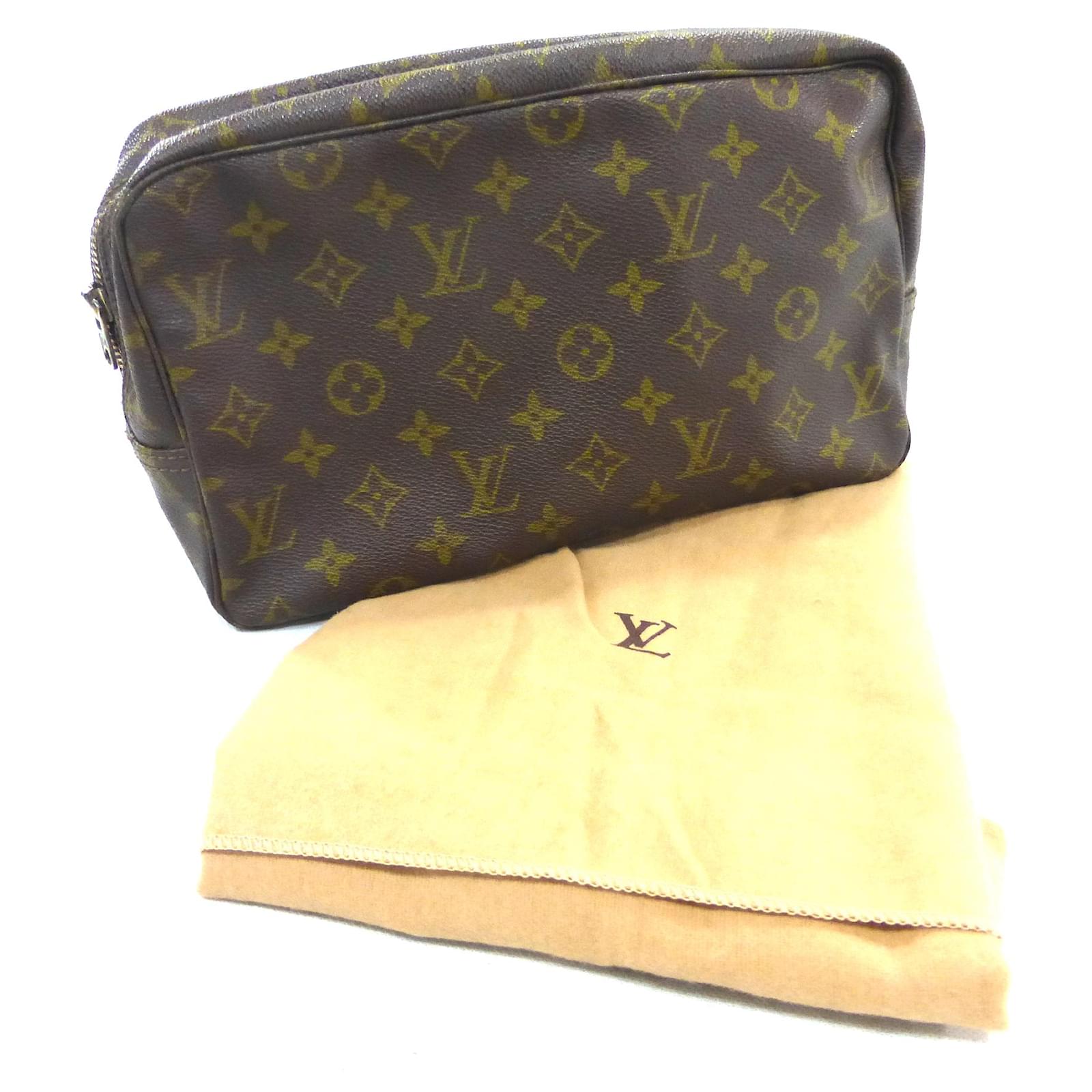 Louis Vuitton Monogram Trousse Toilette 28 at Jill's Consignment