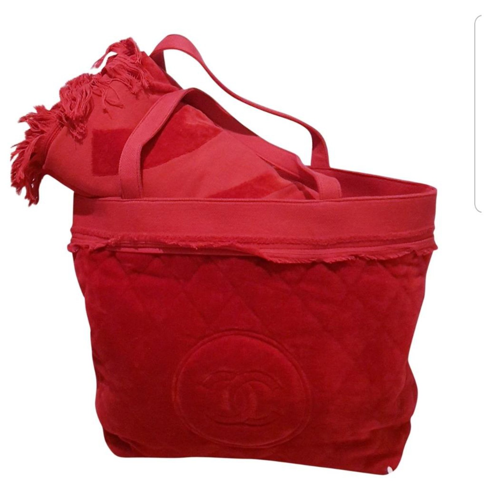 Chanel shopping bag + new towel Red Cotton ref.158569 - Joli Closet