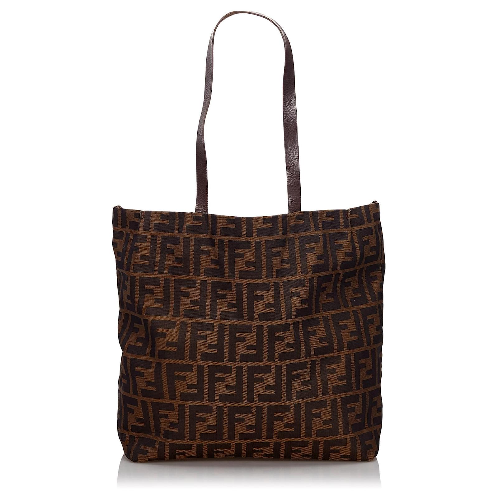 Fendi Sac cabas en zucca marron Cuir Toile Tissu ref.160255 Joli Closet