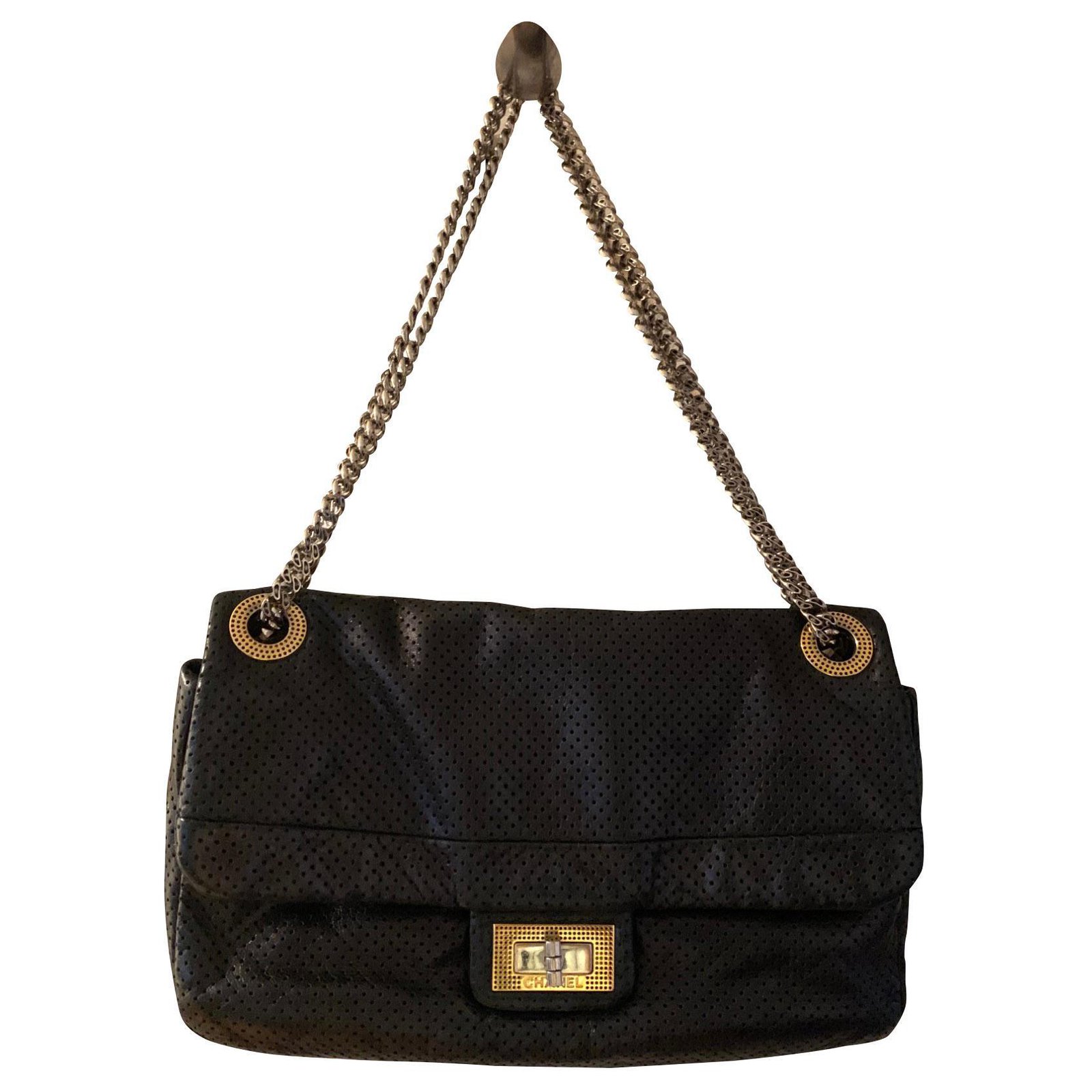 Perforated CHANEL bag 2,55 Black Leather ref.165176 - Joli Closet
