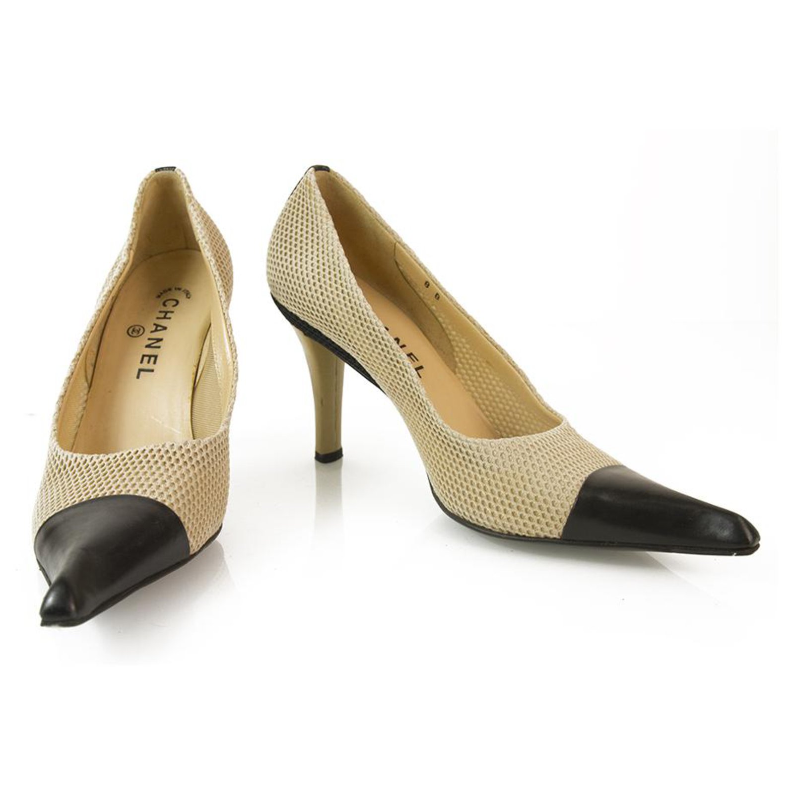 chanel vintage heels