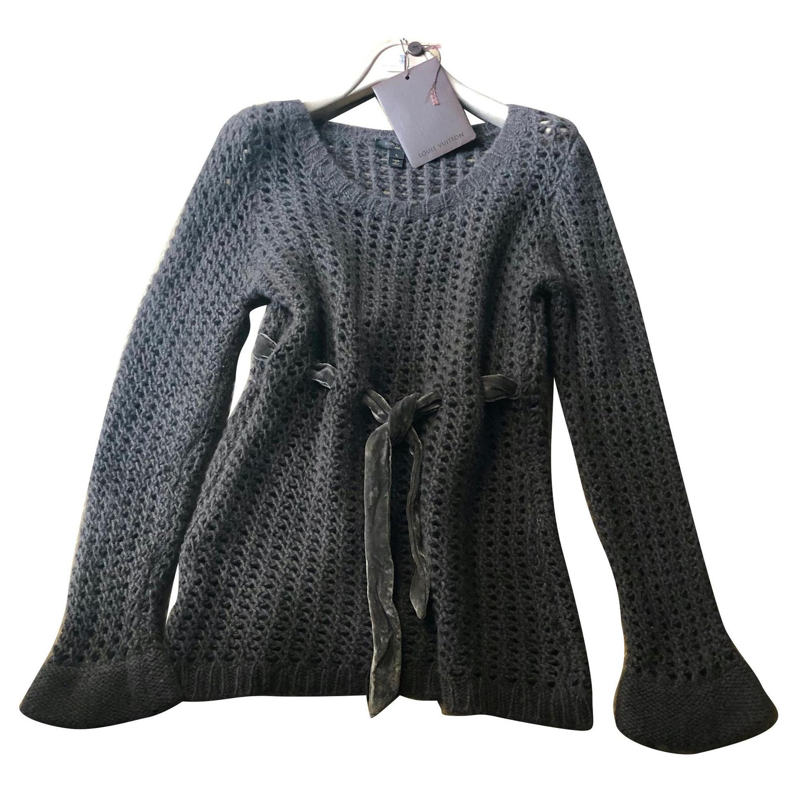 Louis Vuitton fishing net 100% Cashmere sweater with velvet ribbon