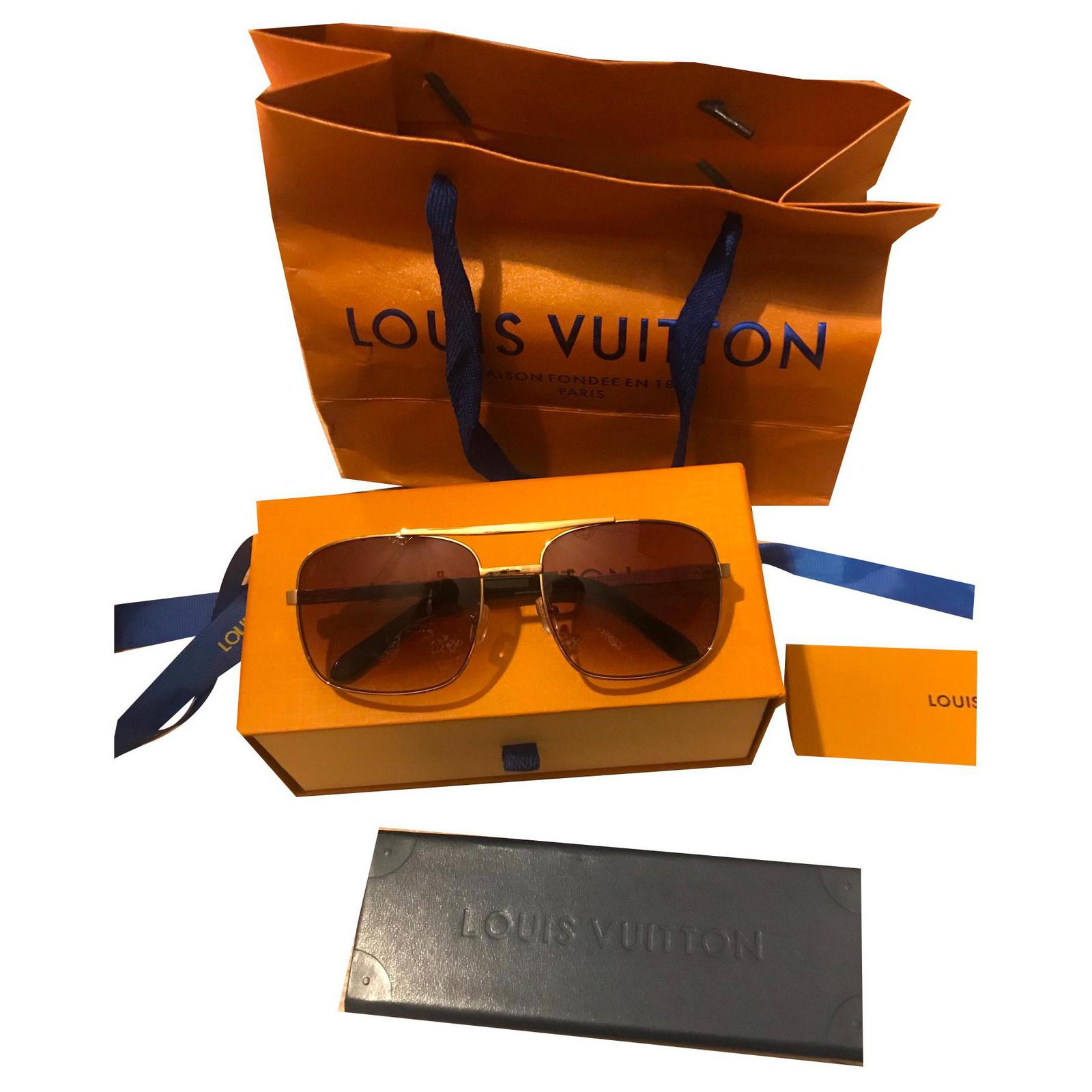 Louis Vuitton Attitude Sunglasses (Gold) 