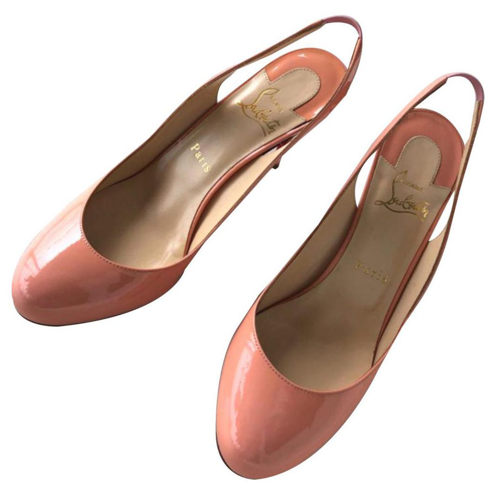 louboutin escarpin beige