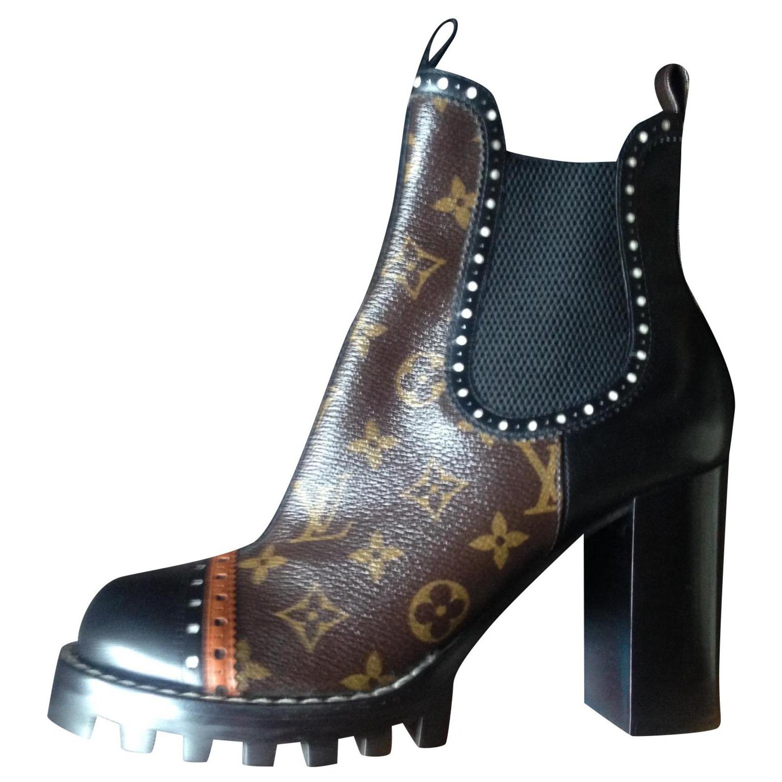 Louis Vuitton Women Black Leather Star Trail Ankle Boot Size 38 US 8 UKAU  5  eBay