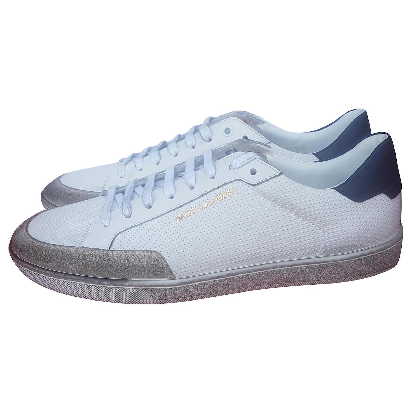 court classic sneakers