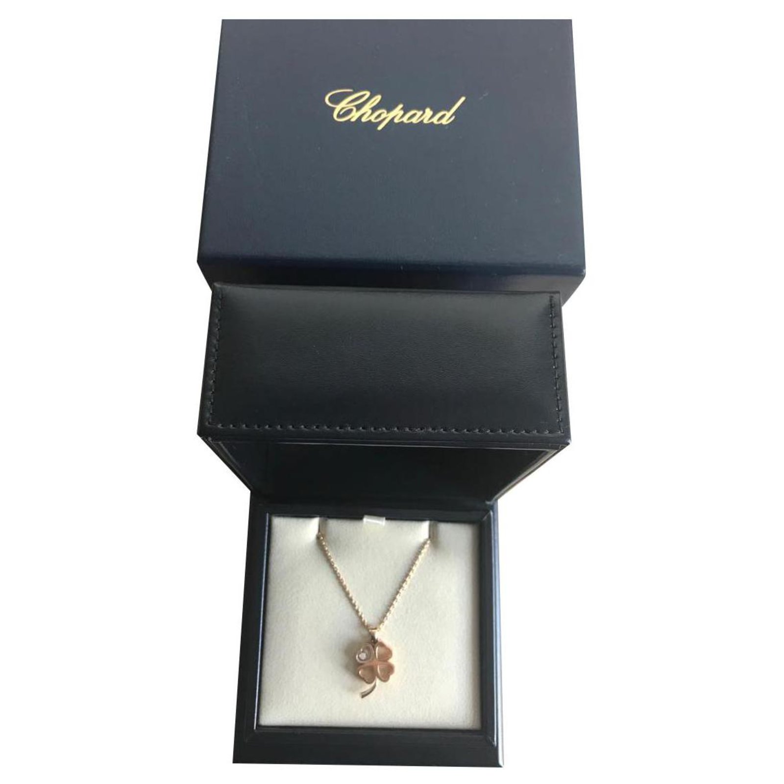 Chopard 18K Rose Gold Happy Diamonds Clover Pendant Necklace Golden Pink gold ref.174568 Joli Closet