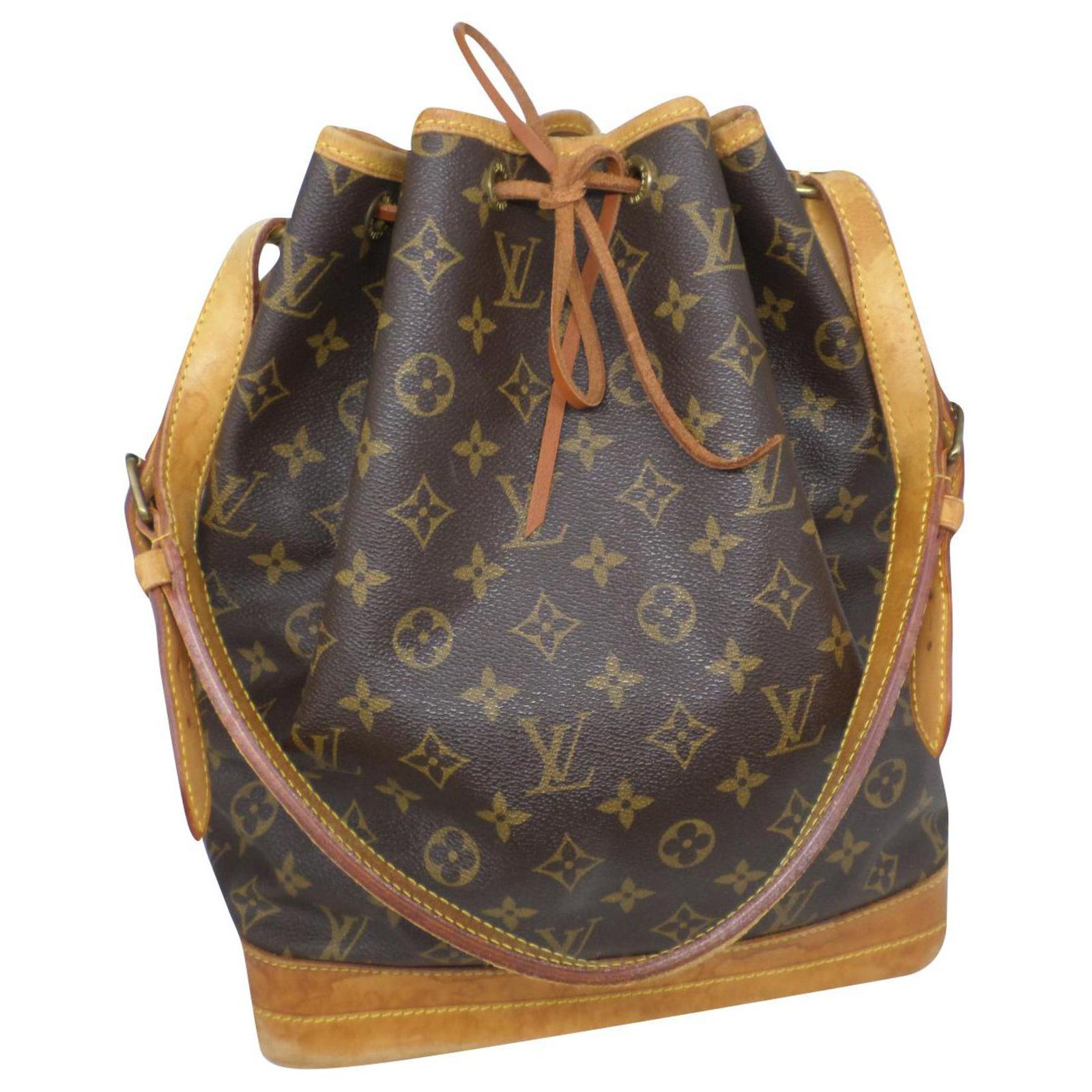 Louis Vuitton Monogram Noe GM Shoulder Bag