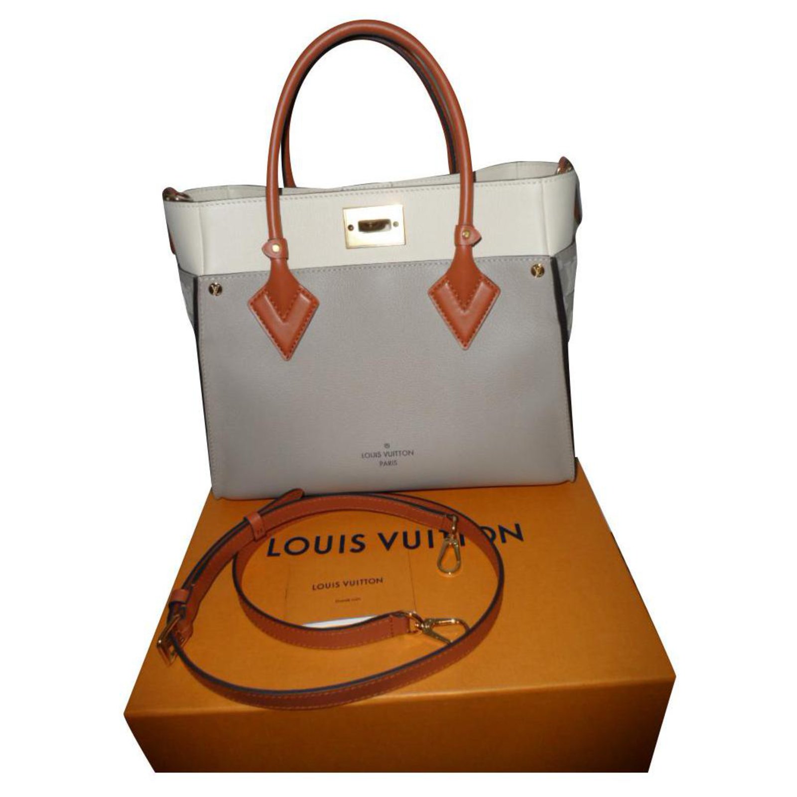 City Steamer Louis Vuitton on my side Grey Leather ref.179737