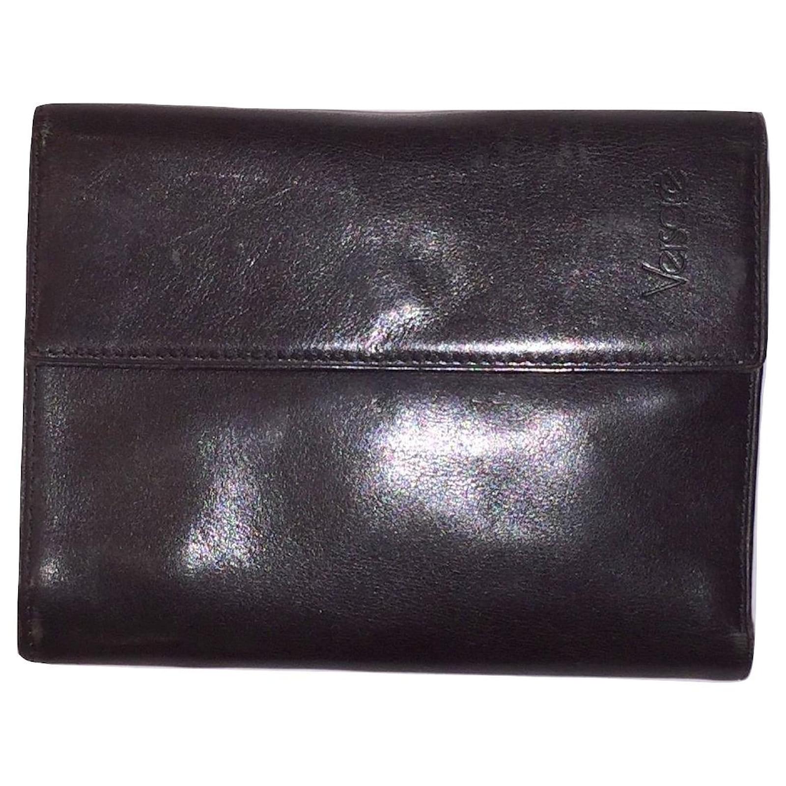 GIANNI VERSACE vintage wallet Black Leather ref.183192 Joli Closet