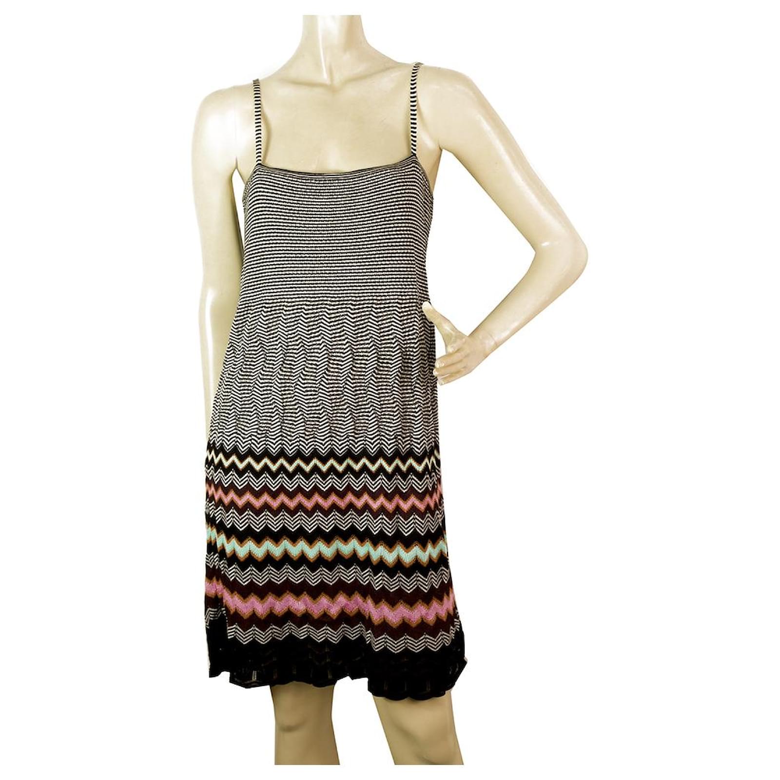 Missoni Noir Blanc Rose Tricoté Sans Manches Zig Zag mini robe taille