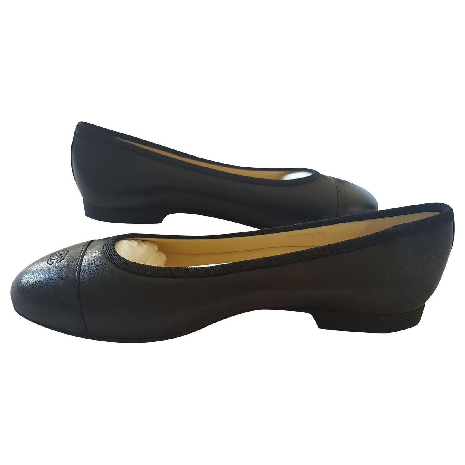 Louis Vuitton Uniformes Ballet Flats - Flats, Shoes