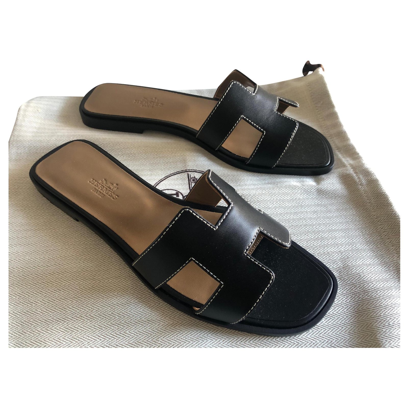 black hermes sandals