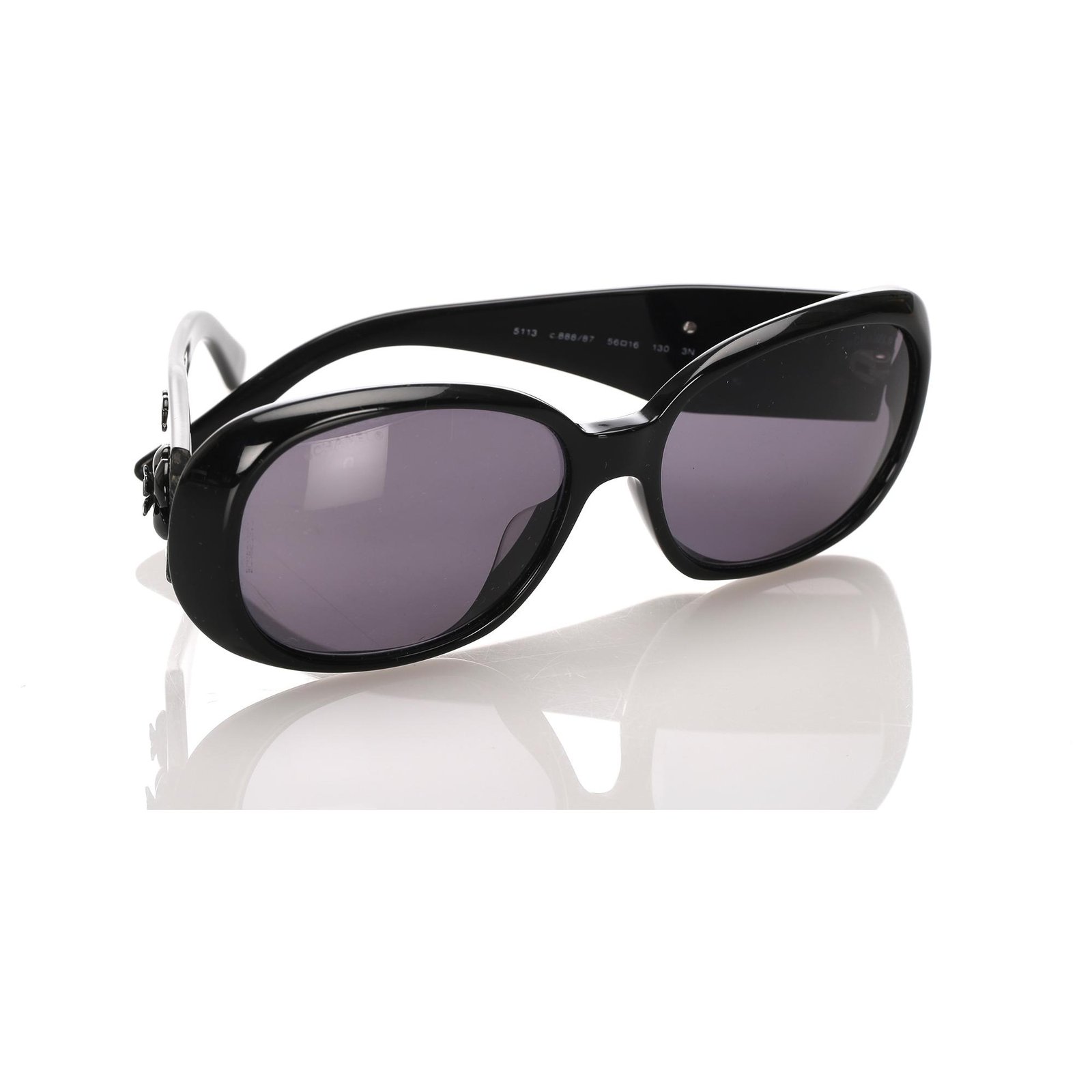Chanel Black Camellia Tinted Sunglasses Plastic ref.193373 - Joli Closet