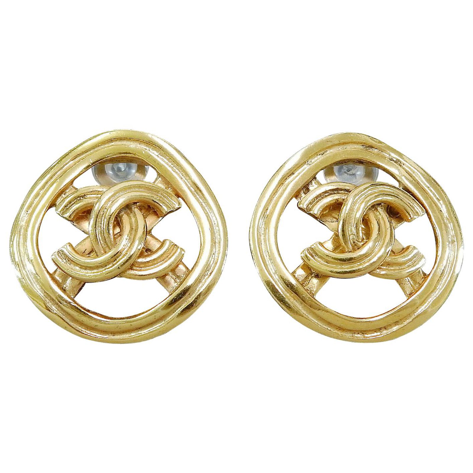Chanel Vintage Round Clip Earrings Golden Gold-plated ref.193583
